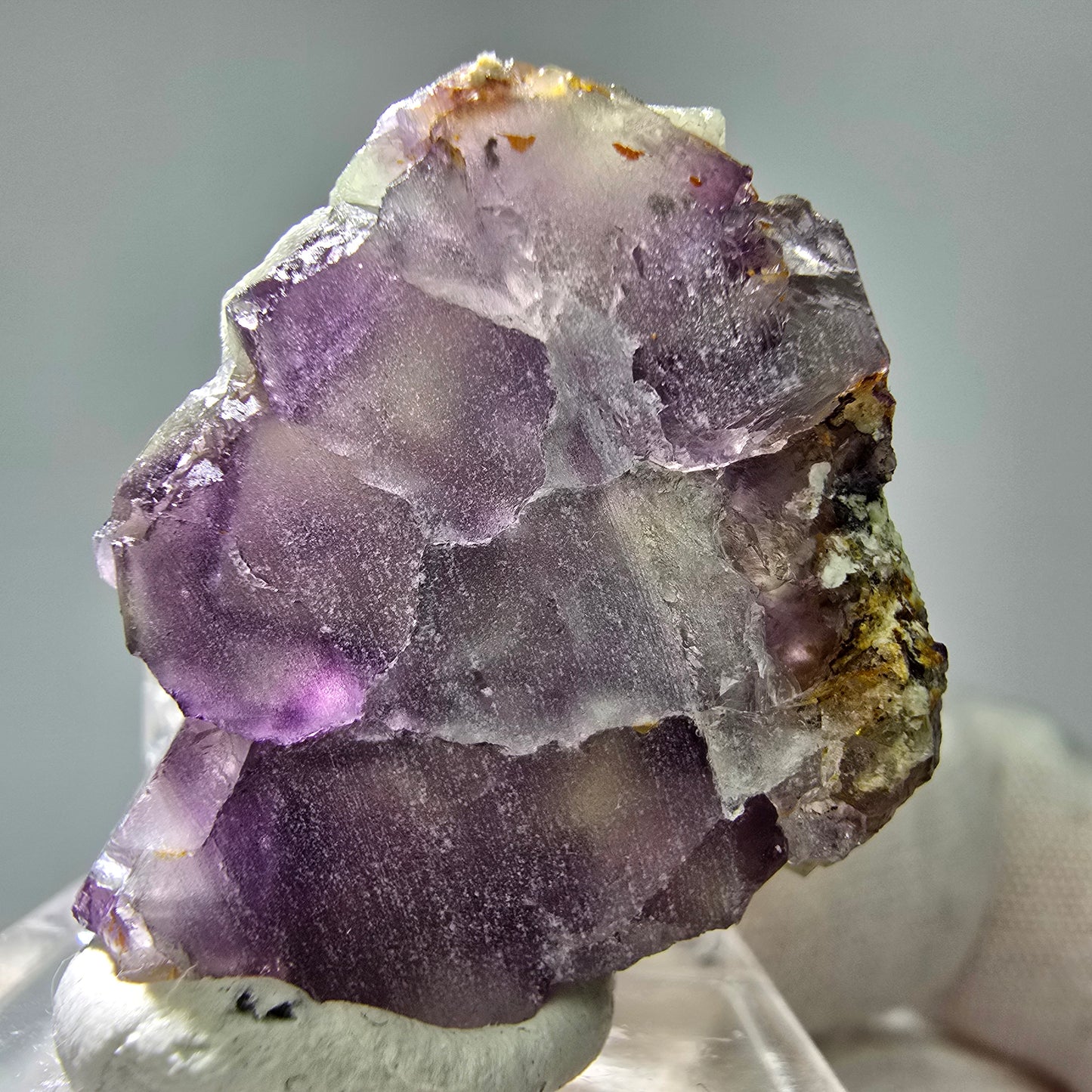 Seltene UV Phantom Fluorit Würfel, Quarz Stufe Brandberg, Namibia 29*27*18mm