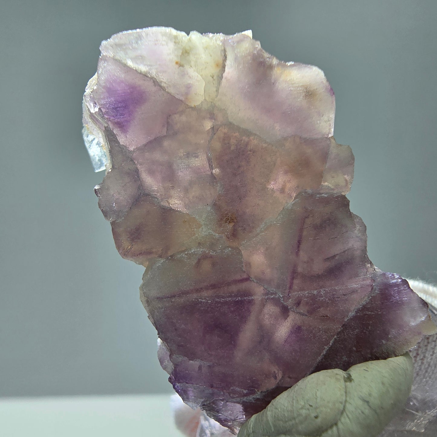 Seltene UV Phantom Fluorit Würfel Stufe lila grün Brandberg, Namibia 38*22*14mm