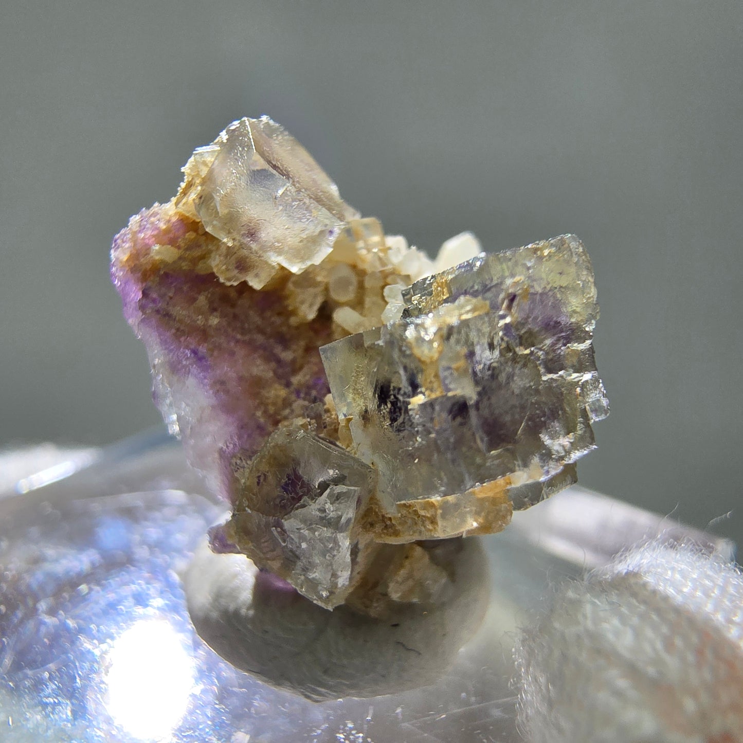 Seltene UV Phantom Fluorit Würfel, Quarz Stufe Brandberg, Namibia 16*13*13mm