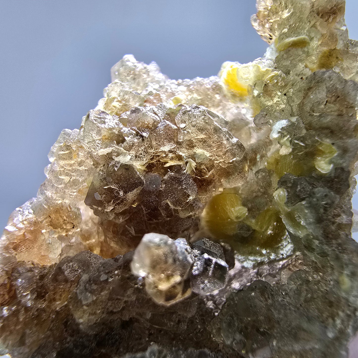 Phantom Fluorit Würfel grün braun, Muskovit Stufe Erongo, Namibia 50*40*24mm