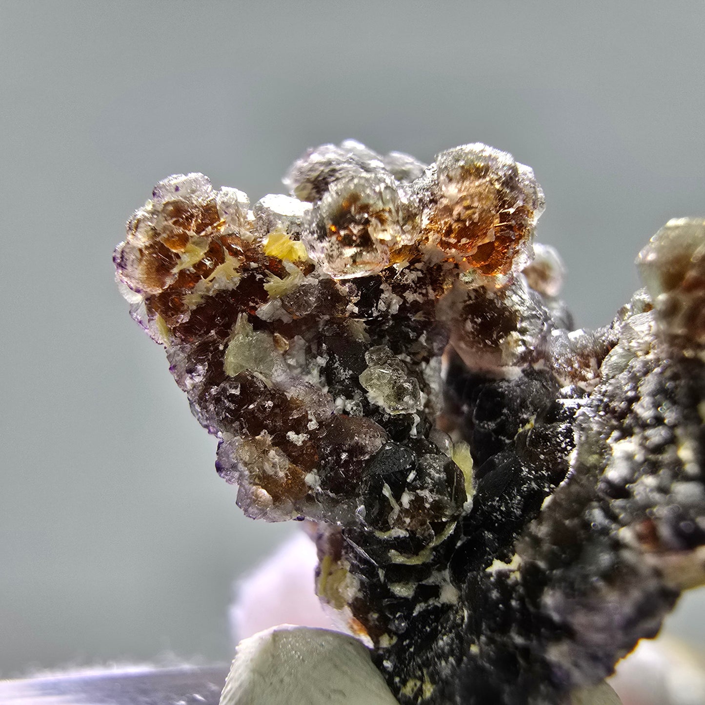 Phantom Fluorit Würfel lila braun, Muskovit Stufe Erongo, Namibia 30*30*25mm