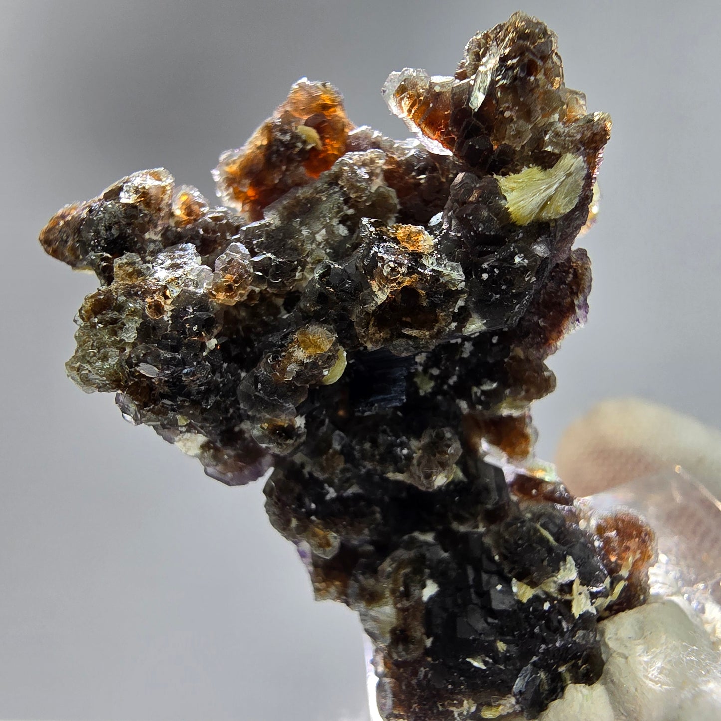 Phantom Fluorit Würfel lila braun, Muskovit Stufe Erongo, Namibia 41*25*29mm