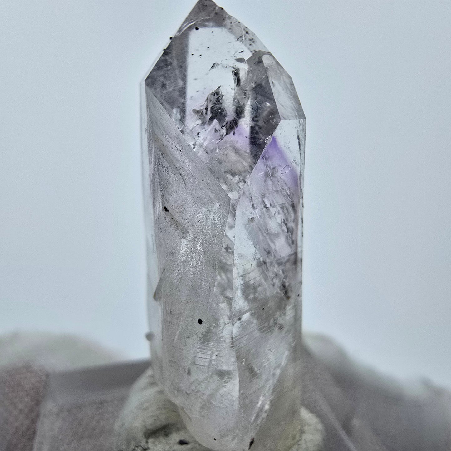Enhydro Phantom Amethyst 1x Blase Streep Mine Goboboseb Namibia 35*15*10mm