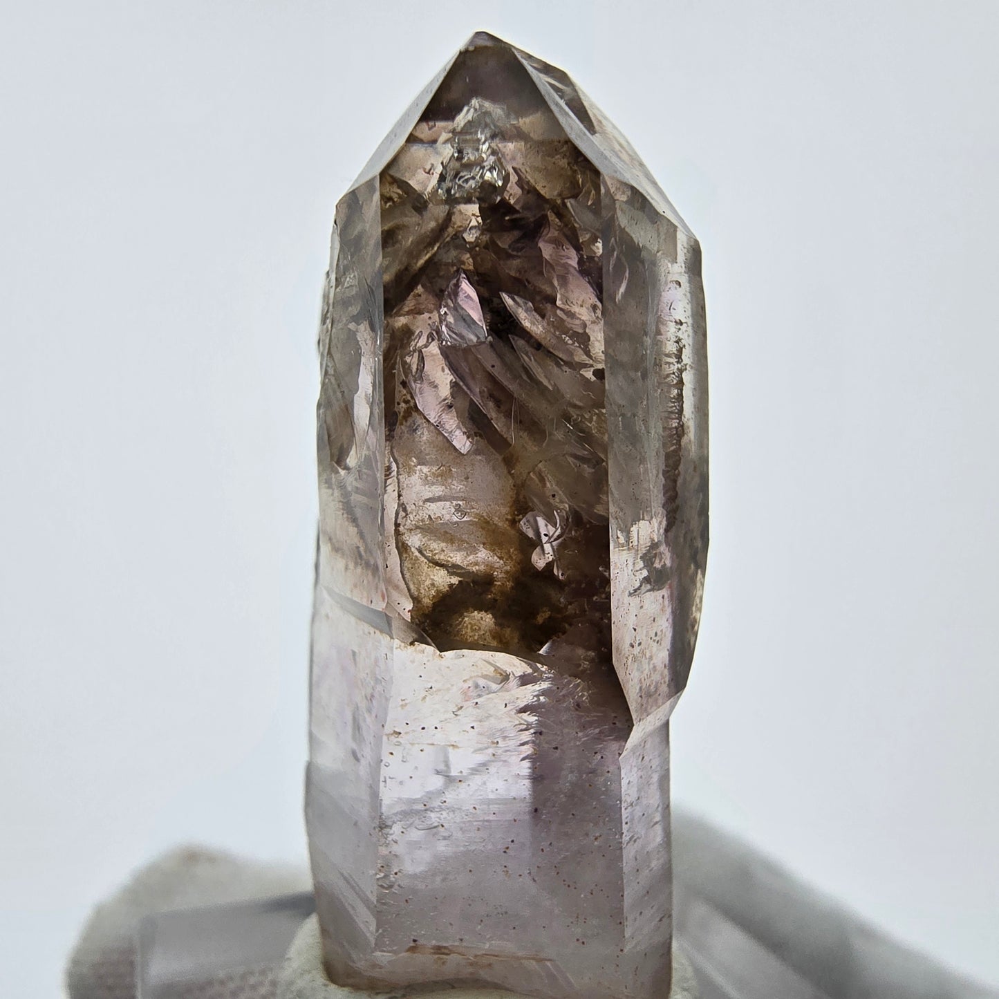 Phantom Amethyst Fenster Skelett Zepter Kristall Goboboseb, Namibia 42*18*14mm