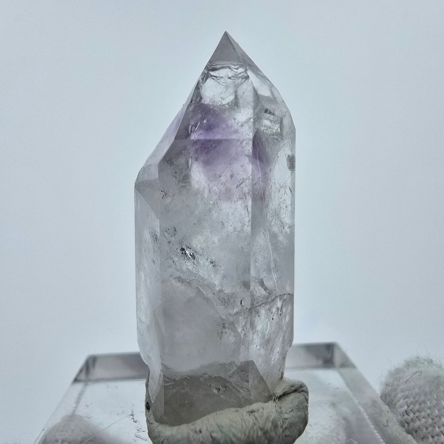 Cristal d'améthyste fantôme transparent Streep Mine Goboboseb Namibie 31*13*12mm