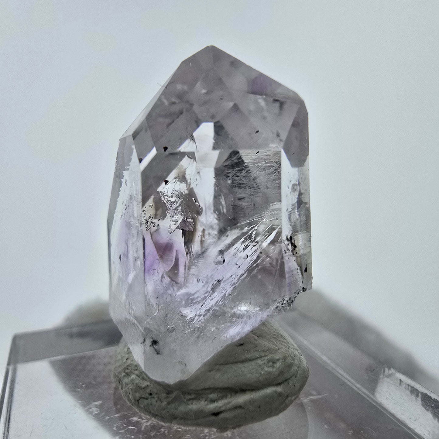 Phantom Amethyst, Analcim Hämatit Quarz Streep Mine Goboboseb Namibia 23*18*10mm
