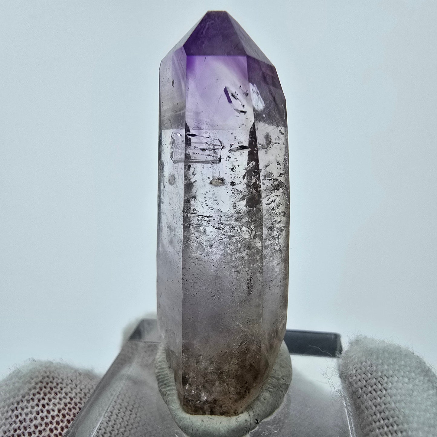 Cristal d'améthyste fantôme transparent Goboboseb, Namibie 41*15*11mm Collection