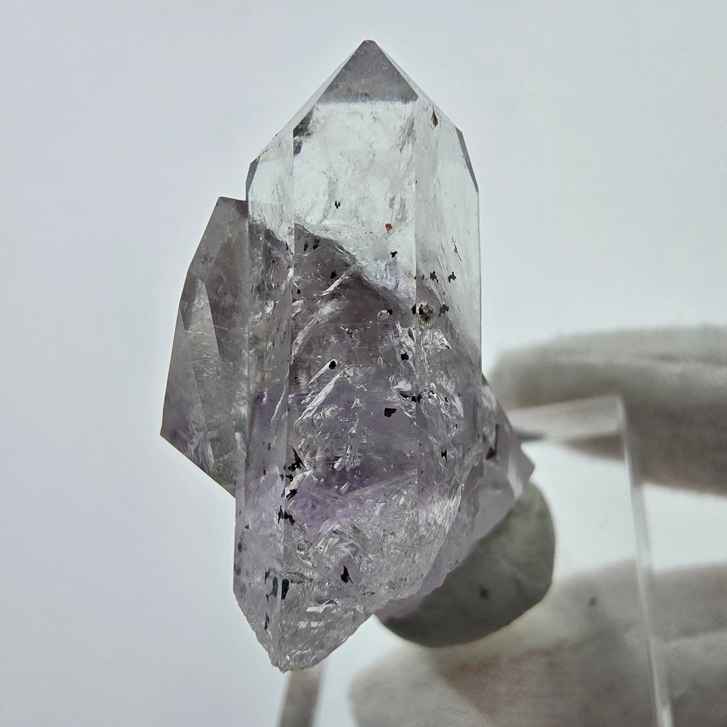 Harlekin Phantom Amethyst mit Analcim Streep Mine Goboboseb Namibia 41*30*17mm