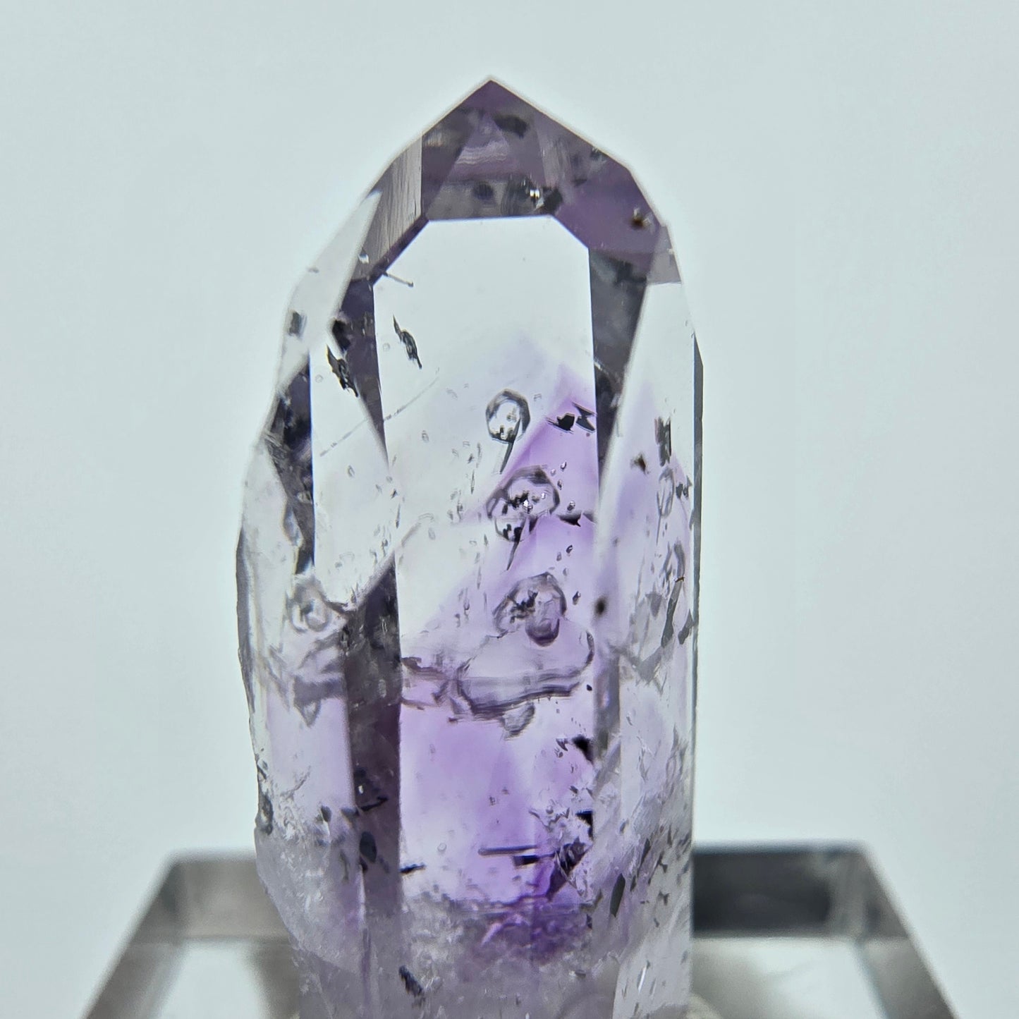 Phantom Amethyst, Hämatit, Analcim Streep Mine Goboboseb Namibia 28*11*8mm