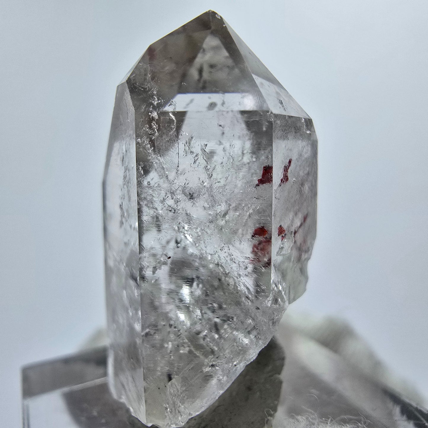 Harlekin Enhydro Quarz mit Prehnit Streep Mine Goboboseb Namibia 32*17*17mm