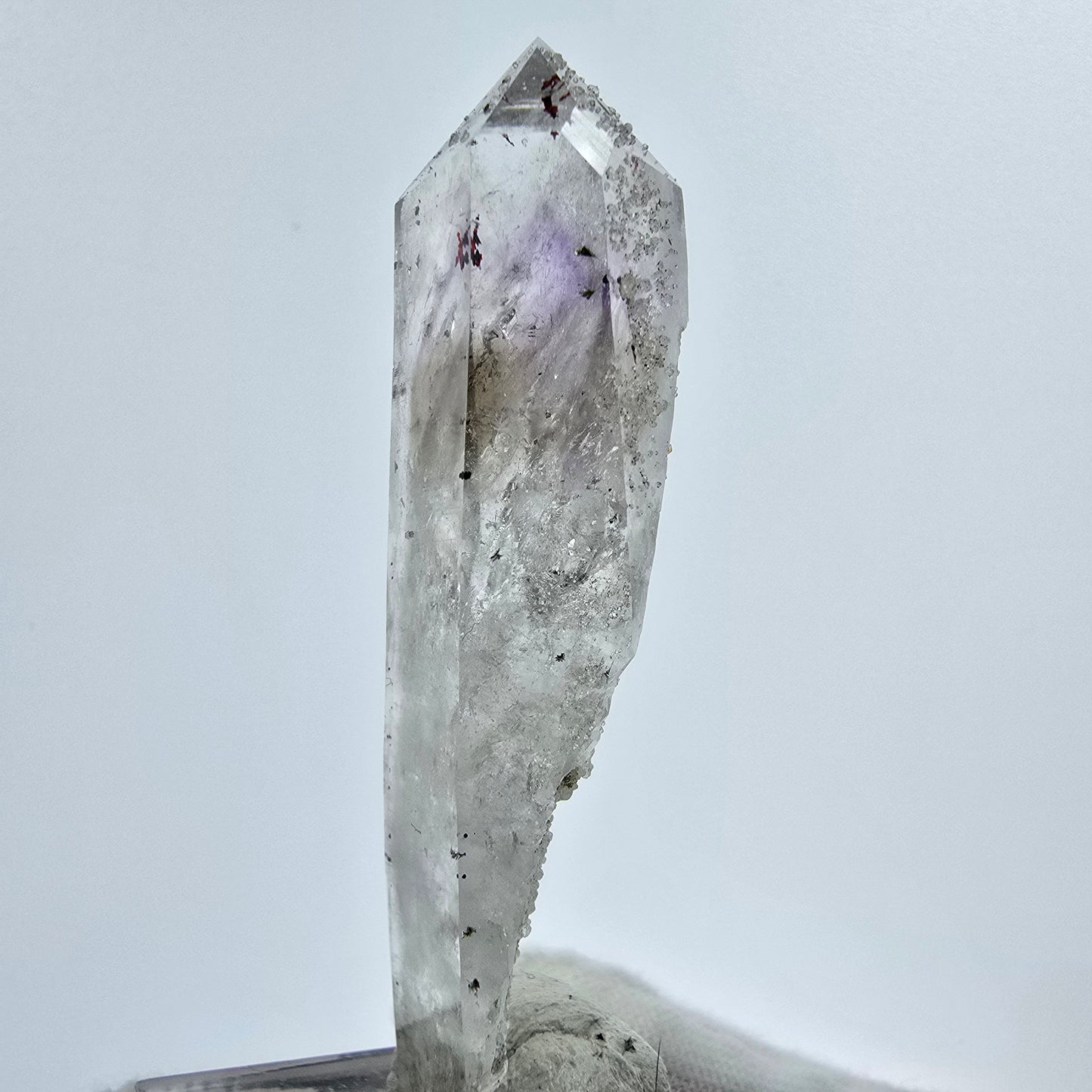 Harlekin Phantom Amethyst mit Analcim Streep Mine Goboboseb Namibia 61*18*14mm