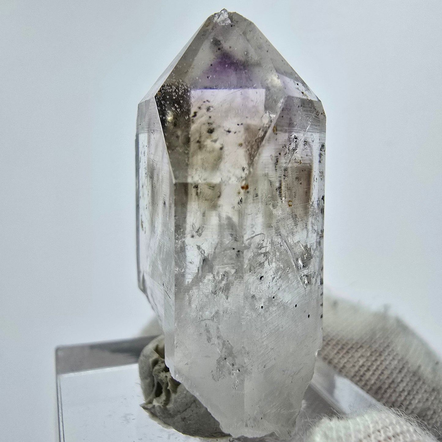 Enhydro Phantom Amethyst mit Hämatit Streep Mine Goboboseb Namibia 35*21*17mm
