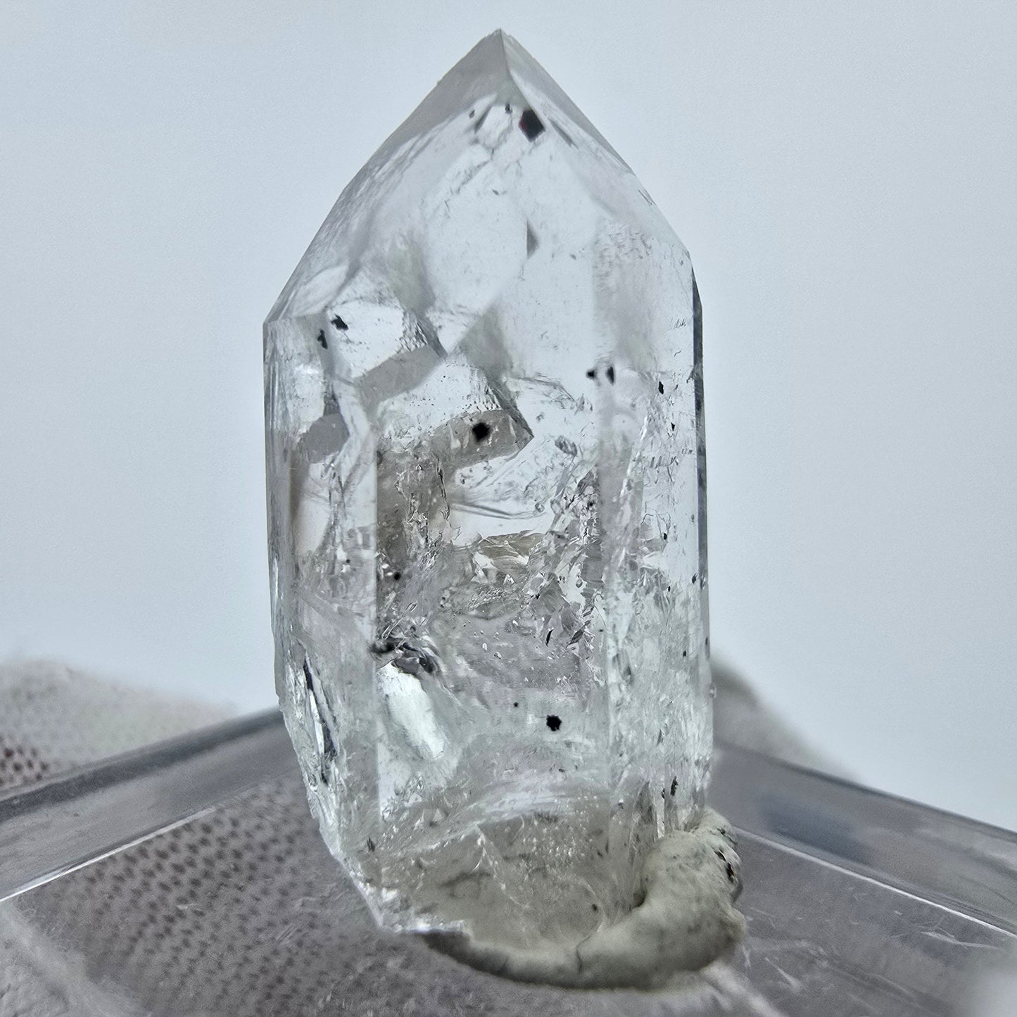 Phantom Amethyst Kristall mit Hämatit Streep Mine Goboboseb Namibia 26*15*11mm