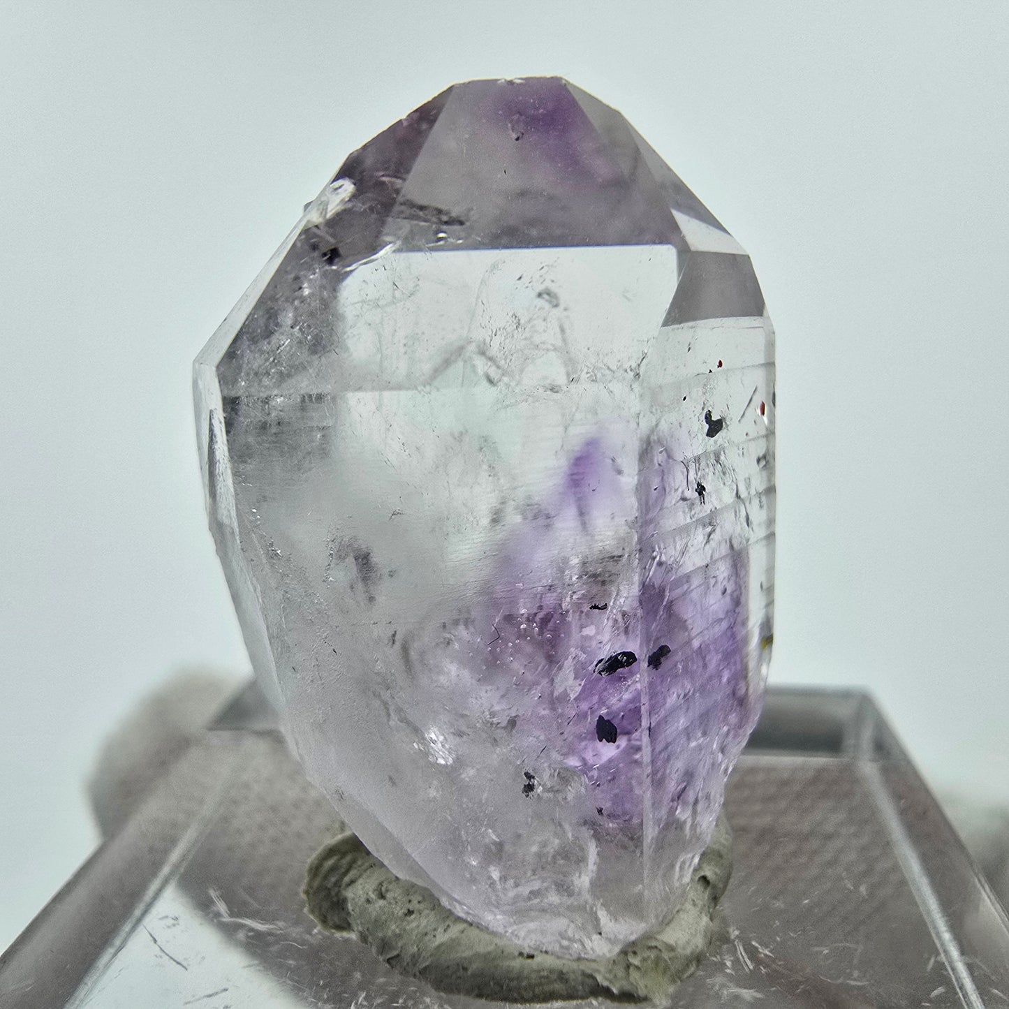Harlekin Enhydro Amethyst Analcim 2x Blase Streep Mine Gobo. Namibia 25*17*12mm