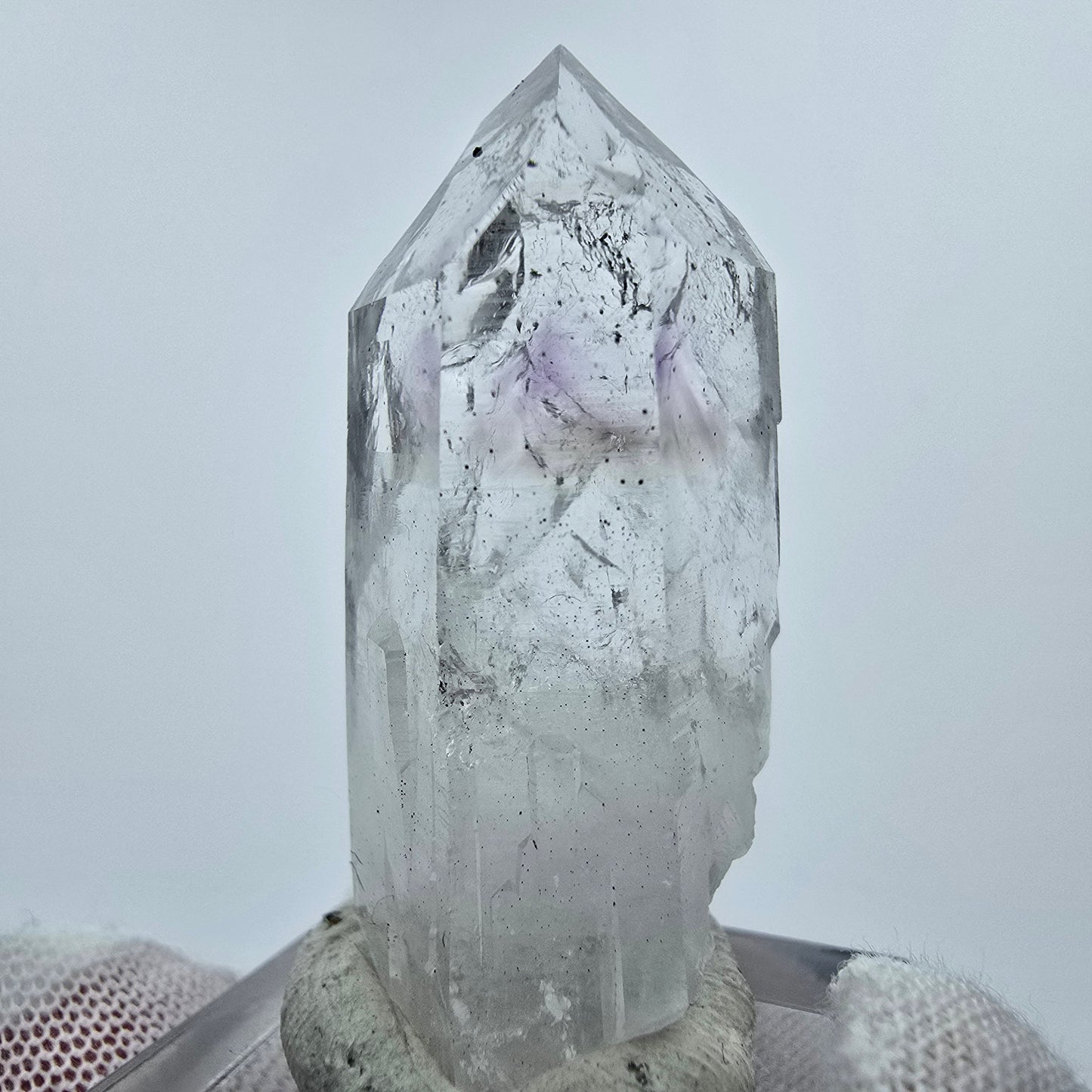 Phantom Amethyst Kristall mit Hämatit Streep Mine Goboboseb Namibia 40*19*15mm