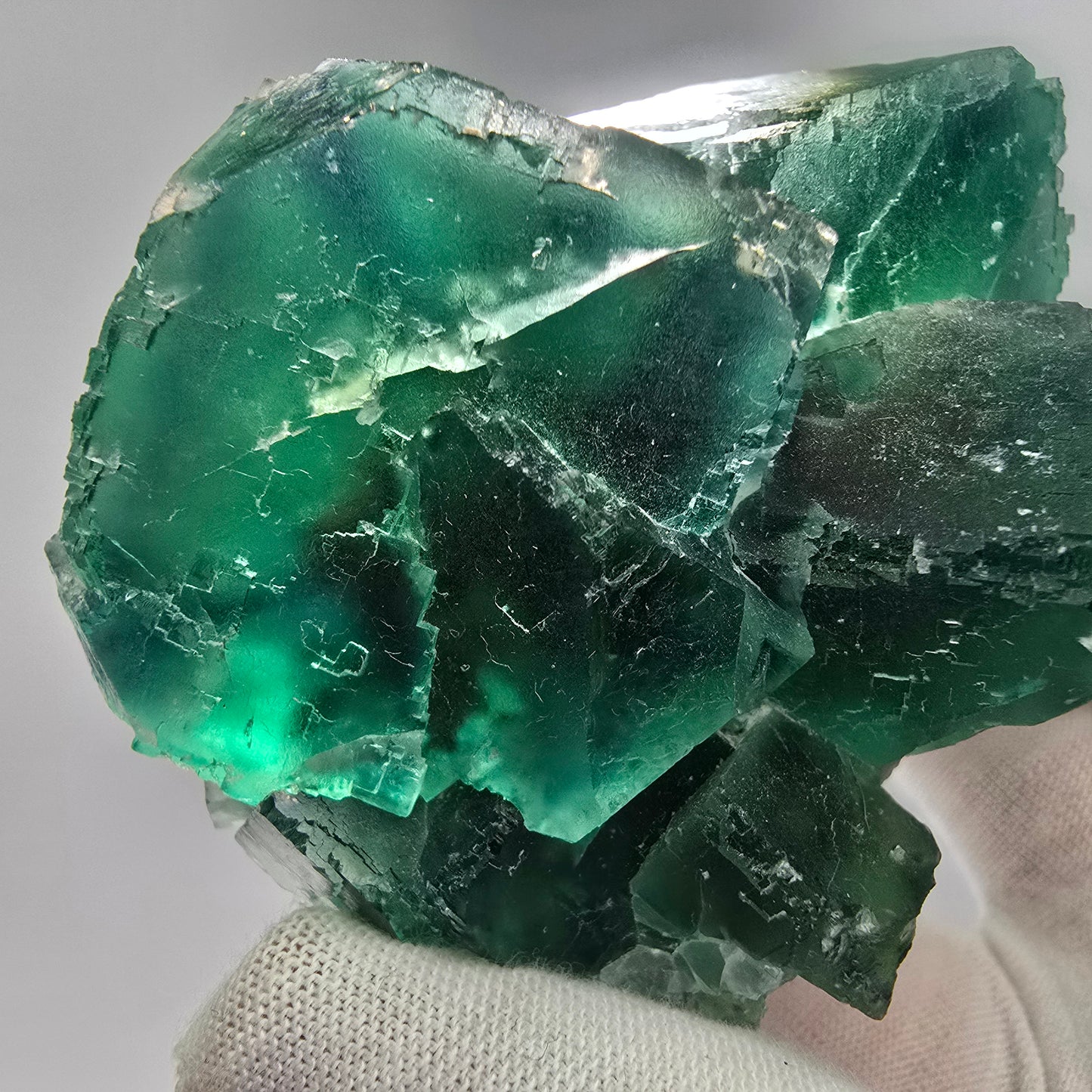 Große Phantom Fluorit Würfel Stufe grün parkettiert Okorusu, Namibia 71*58*46mm