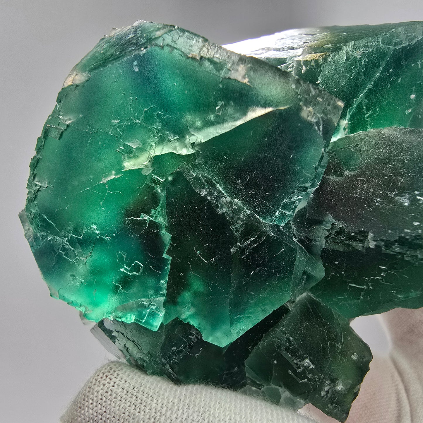 Große Phantom Fluorit Würfel Stufe grün parkettiert Okorusu, Namibia 71*58*46mm