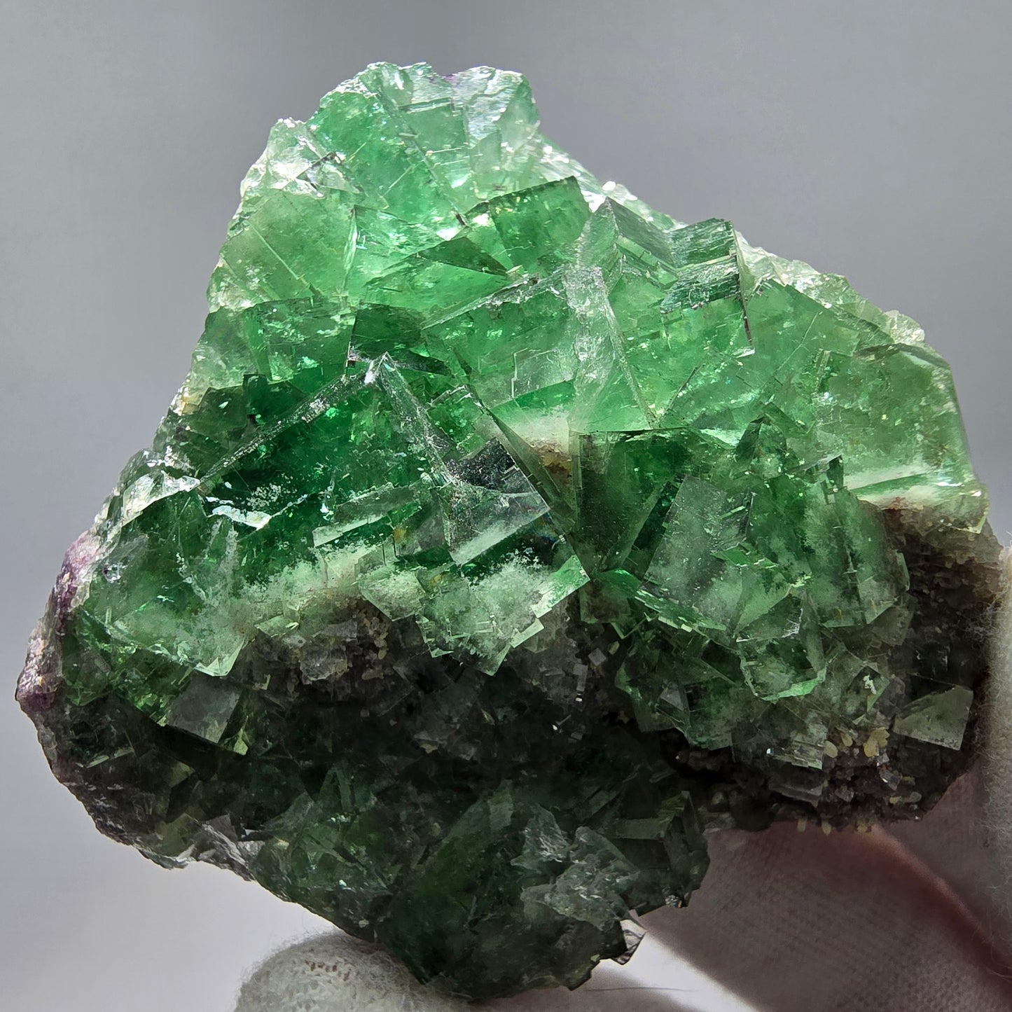Sehr klare UV Fluorit Würfel Stufe grün Okorusu, Namibia 58*58*23mm Sammlung
