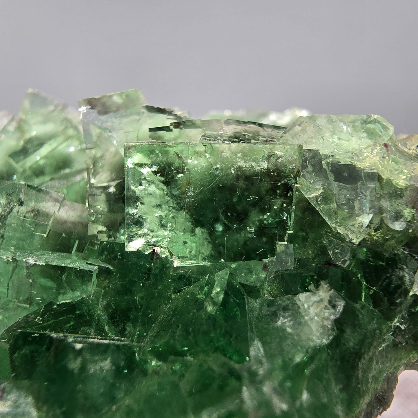 Sehr klare UV Fluorit Würfel Stufe grün Okorusu, Namibia 58*58*23mm Sammlung