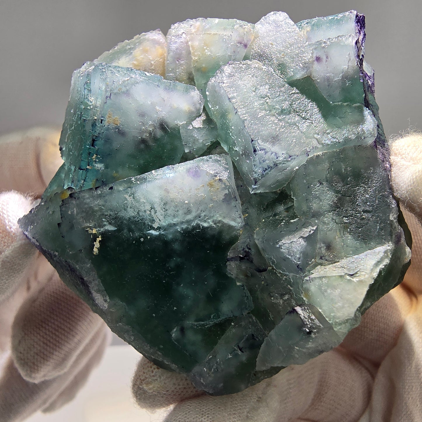 Seltene Phantom Fluorit Würfel Stufe grün lila zonar Okorusu, Namibia 75*69*44mm