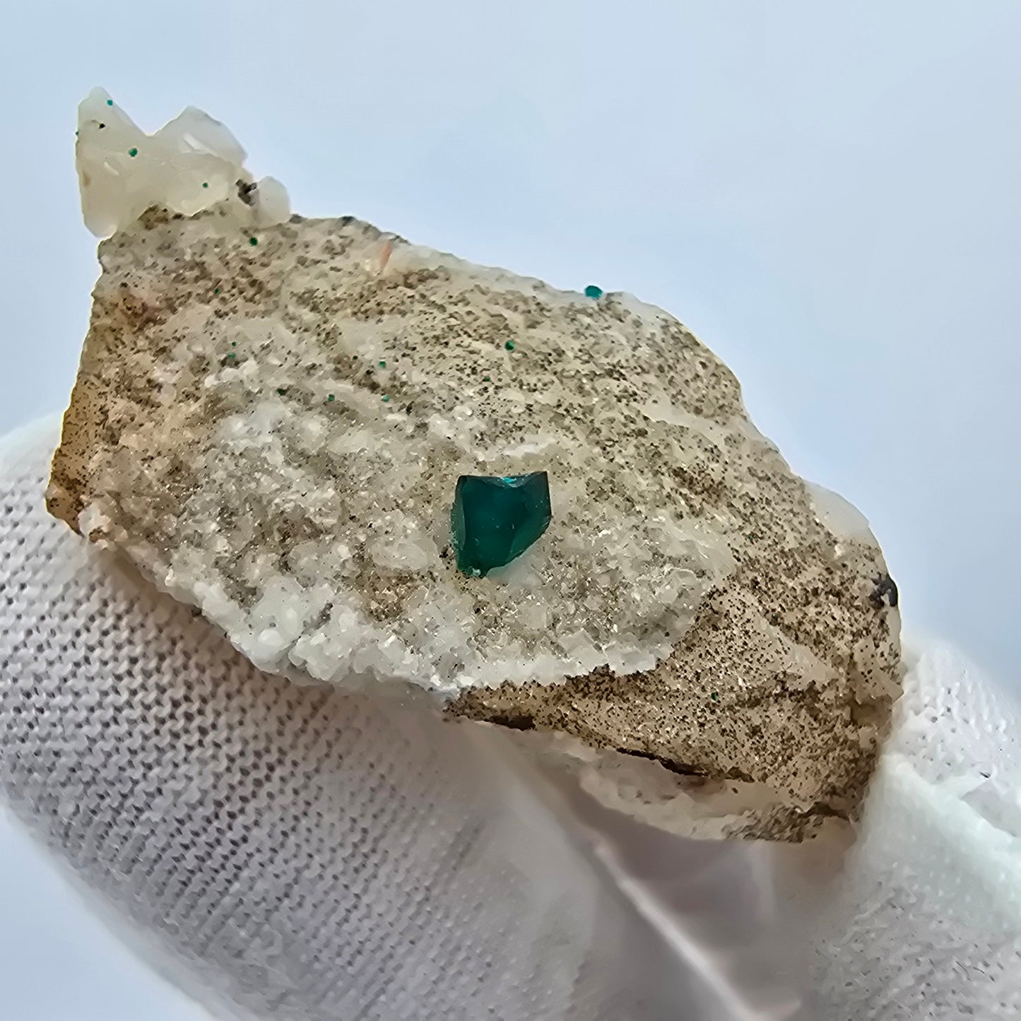 Seltene Dioptas auf Marix Stufe Kaokoveld, Namibia 44*19*16mm Mineraliensammlung