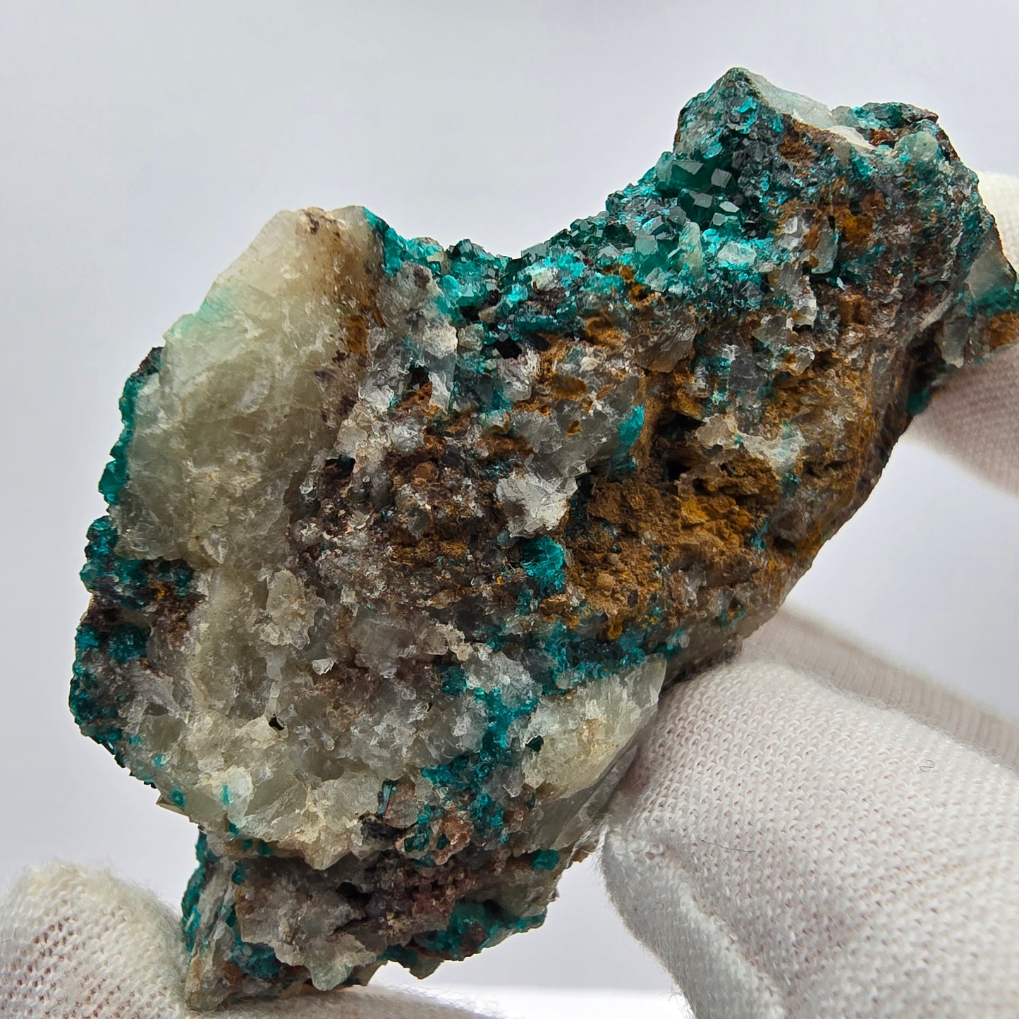 Seltene Dioptas auf Quarz Stufe Kaokoveld, Namibia 62*39*26mm Mineraliensammlung