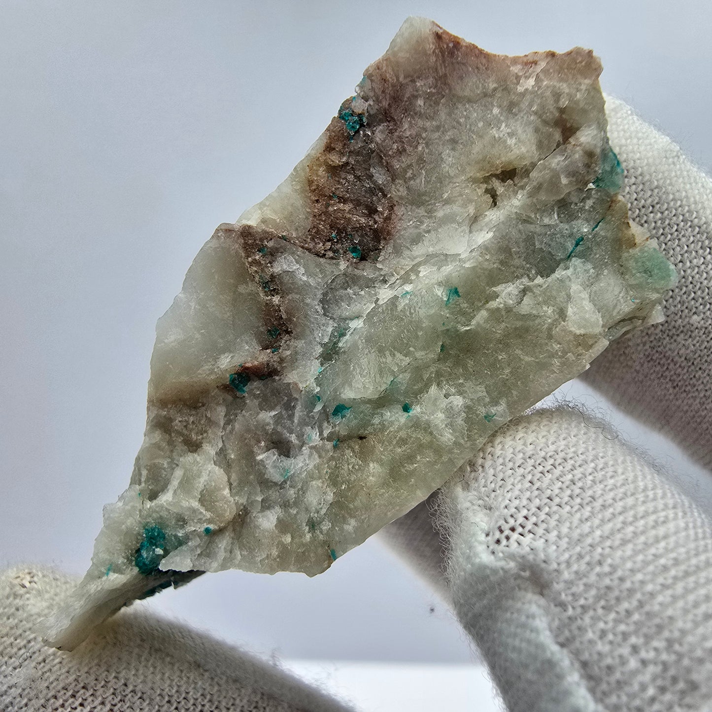 Seltene Dioptas auf Quarz Stufe Kaokoveld, Namibia 50*23*23mm Mineraliensammlung