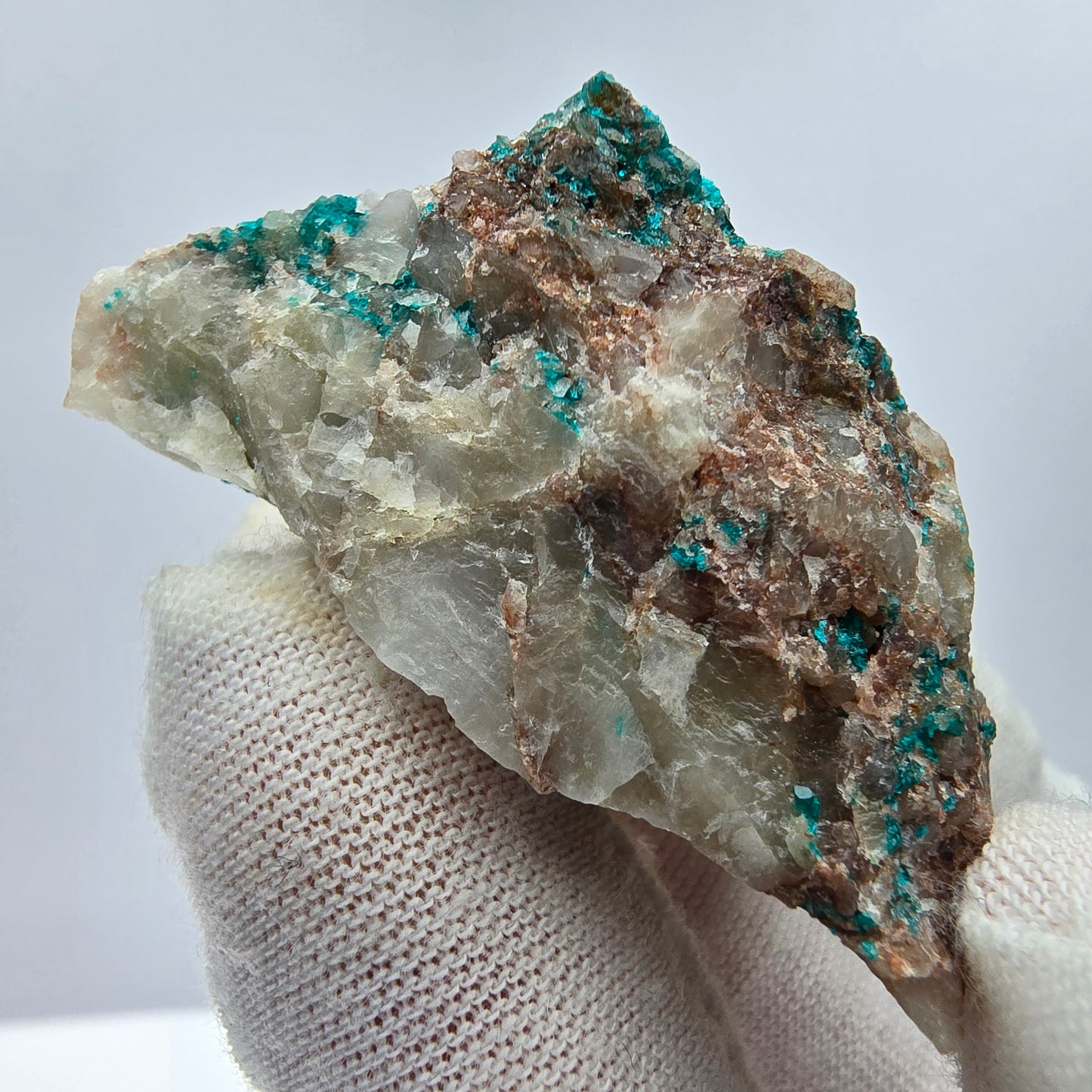 Seltene Dioptas auf Quarz Stufe Kaokoveld, Namibia 50*23*23mm Mineraliensammlung