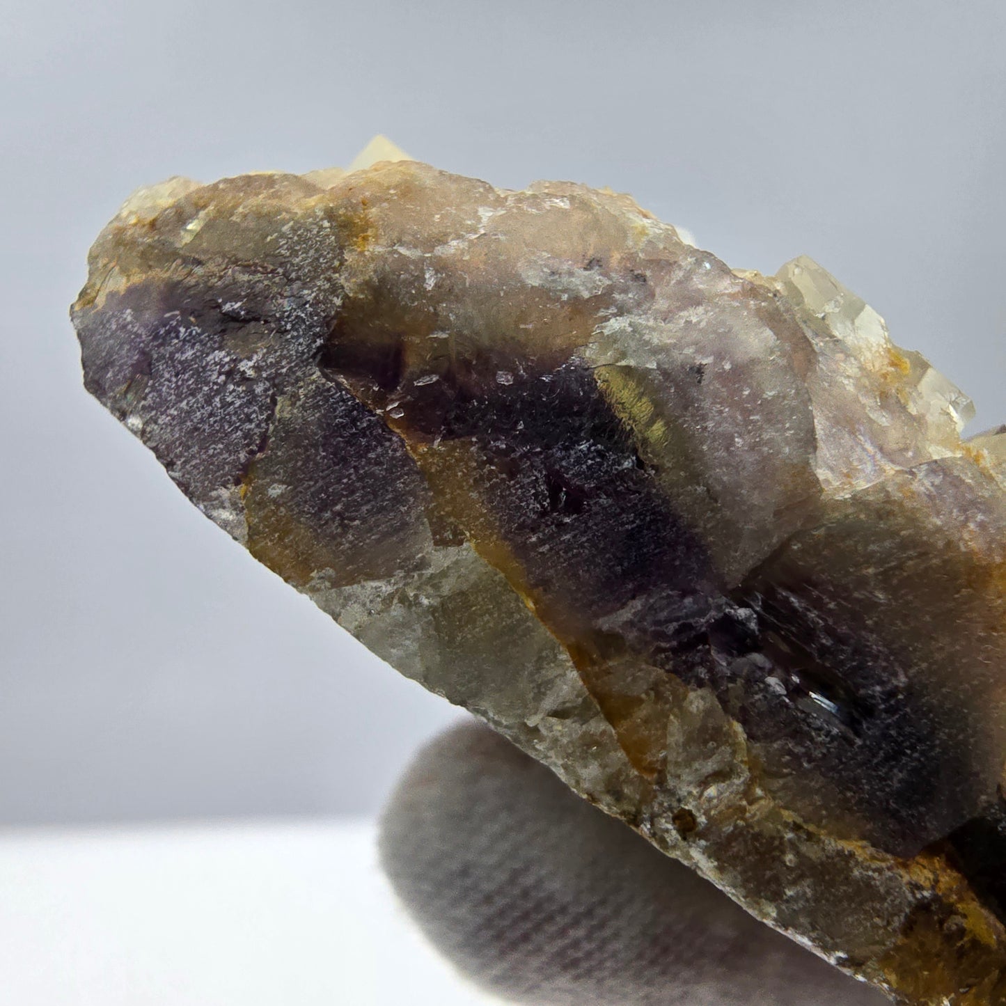 Seltene UV Phantom Fluorit Würfel, Quarz Stufe Brandberg, Namibia 59*39*20mm