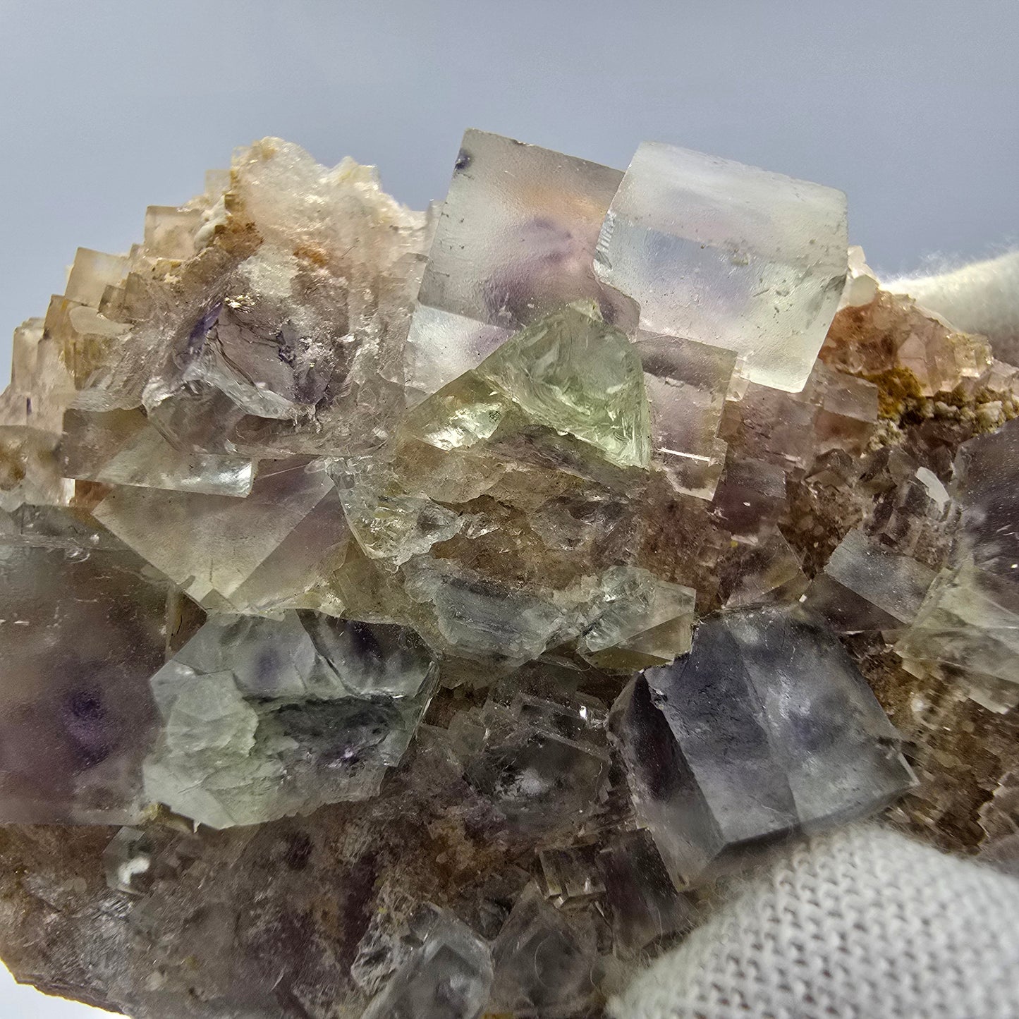 Seltene UV Phantom Fluorit Würfel, Quarz Stufe Brandberg, Namibia 59*39*20mm