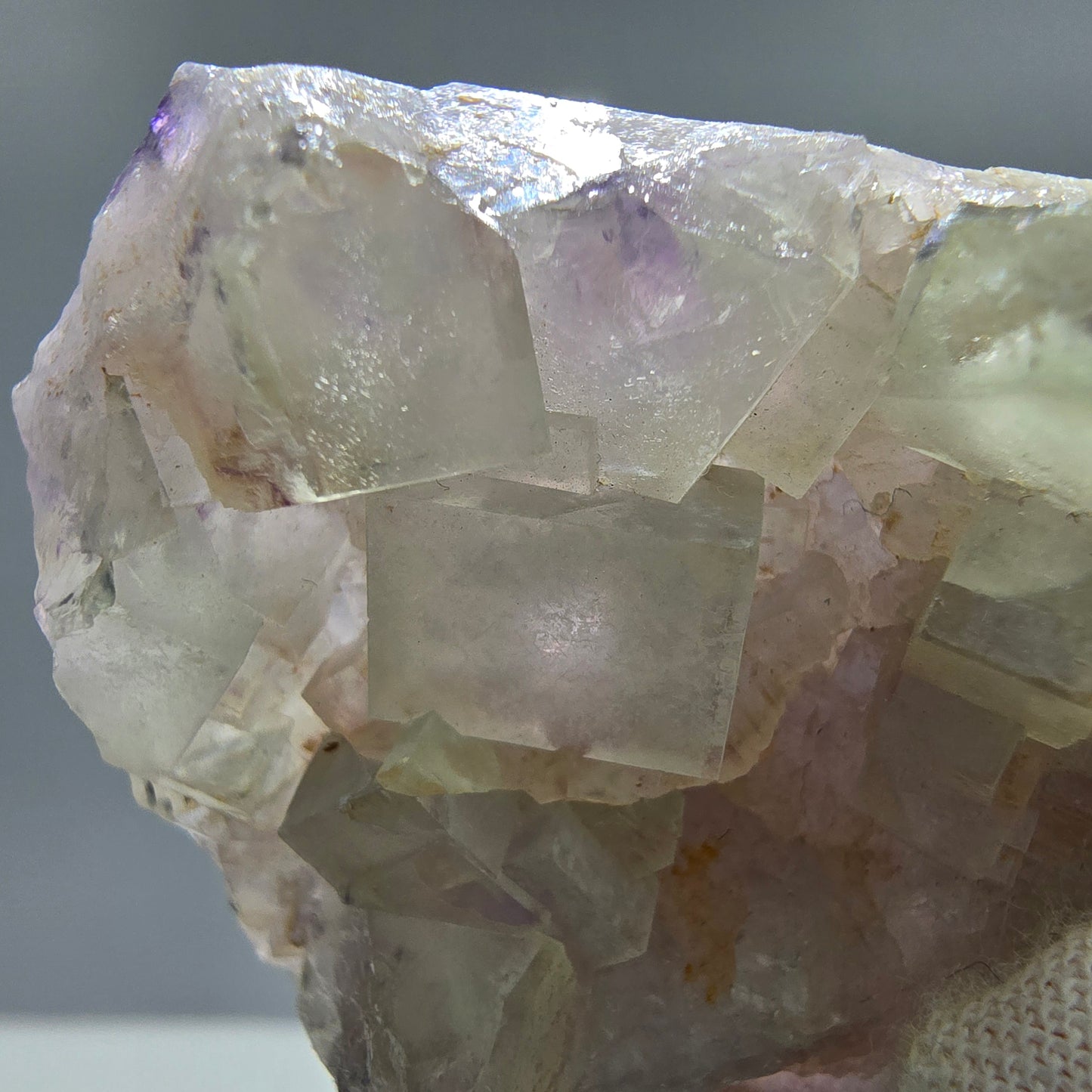 Seltene UV Phantom Fluorit Würfel Stufe grün lila Brandberg, Namibia 58*33*20mm