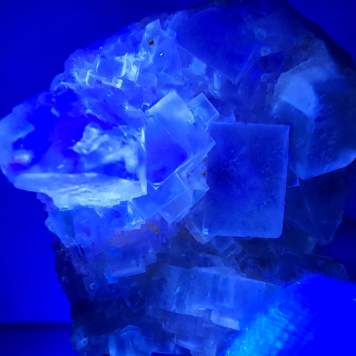 Seltene UV Phantom Fluorit Würfel Stufe grün lila Brandberg, Namibia 58*33*20mm