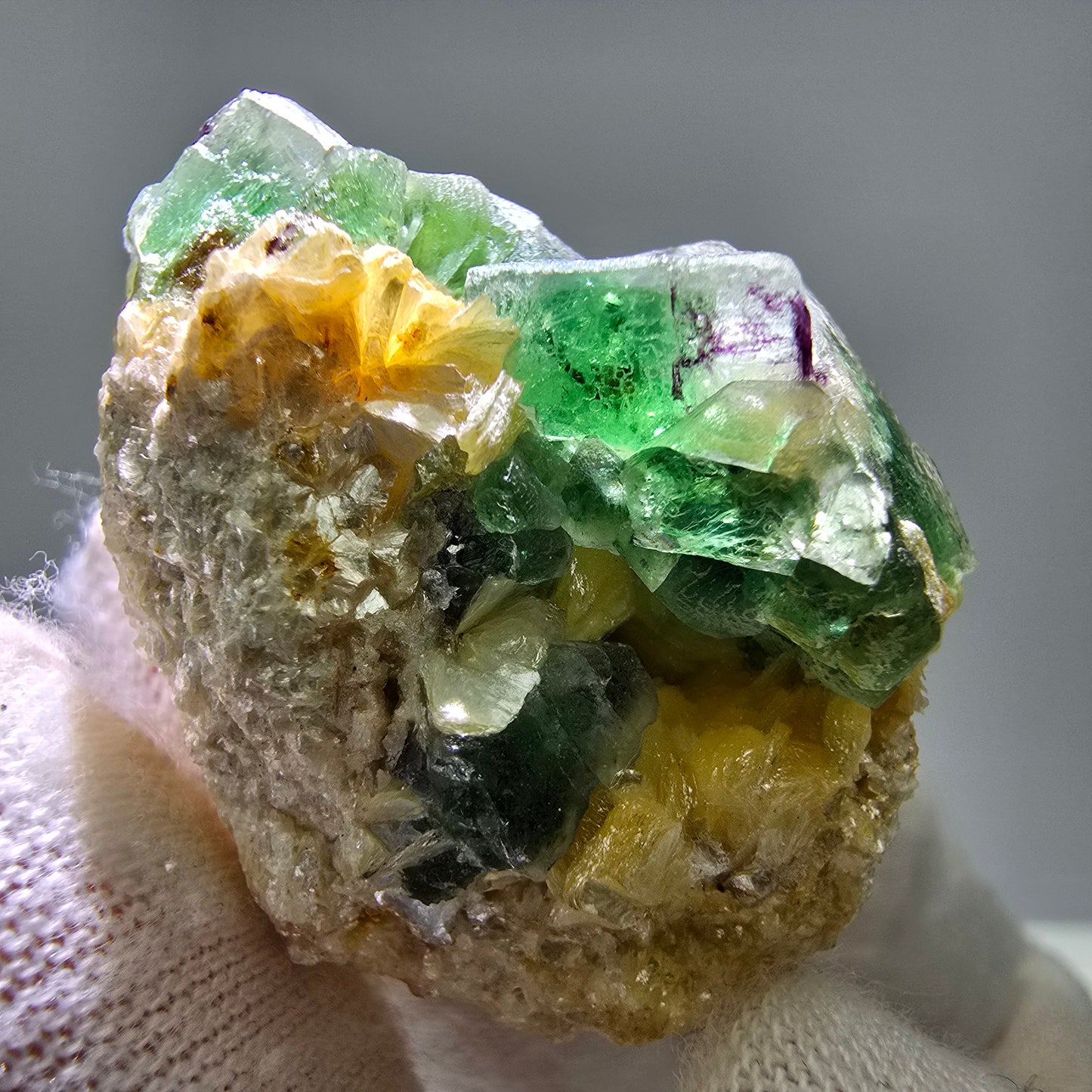 Phantom Fluorit Würfel, Muskovit Stufe Erongo, Namibia 34*28*25mm Sammlung