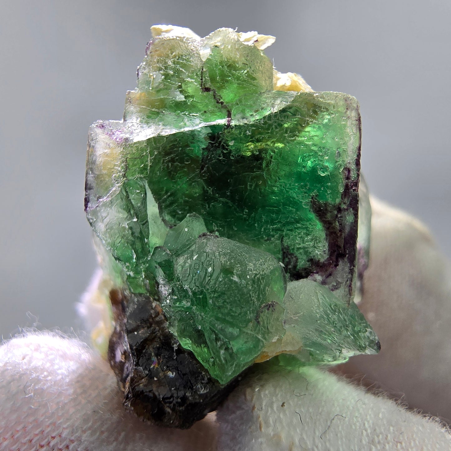 Phantom Fluorit Würfel, Muskovit Stufe Erongo, Namibia 27*20*20mm Sammlung