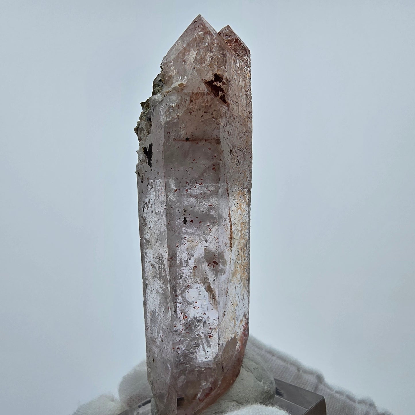 Großer Harlekin Phantom Amethyst DT Kristall Goboboseb, Namibia 71*23*19mm