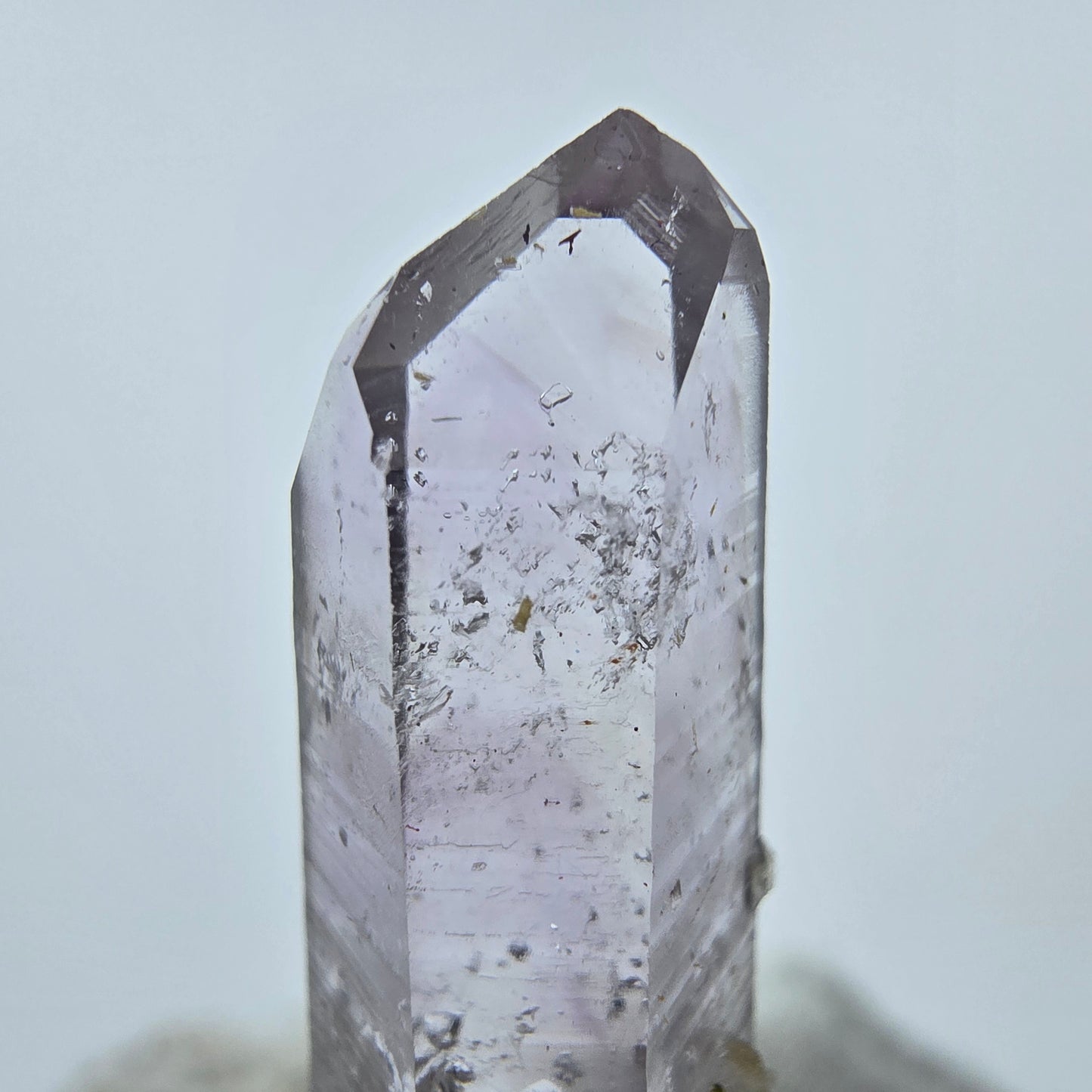 Enhydro Phantom Amethyst mit Stilbit, 4x Blase Goboboseb, Namibia 36*14*13mm