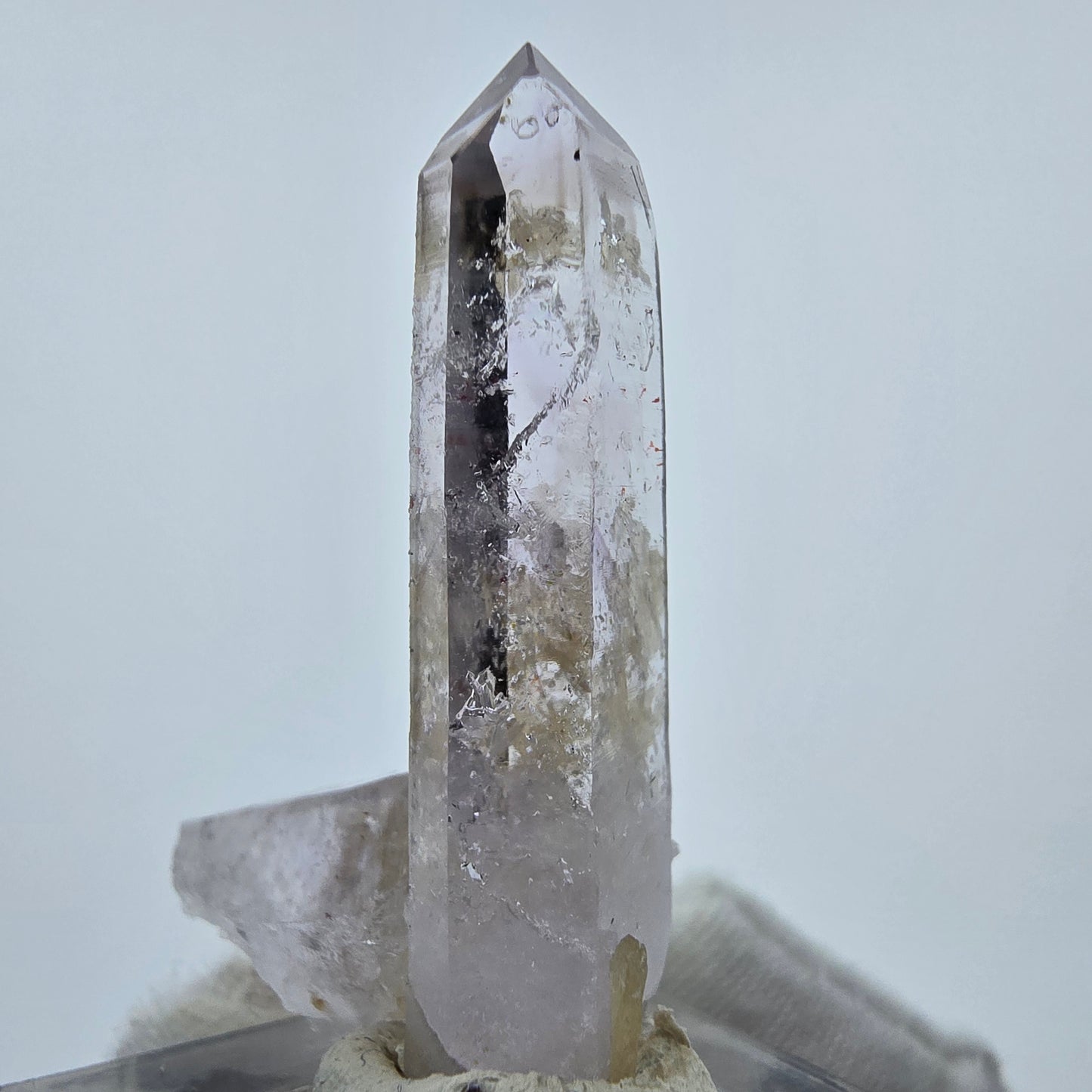 Phantom Amethyst mit Stilbit Stufe Goboboseb, Namibia 38*31*13mm Sammlung