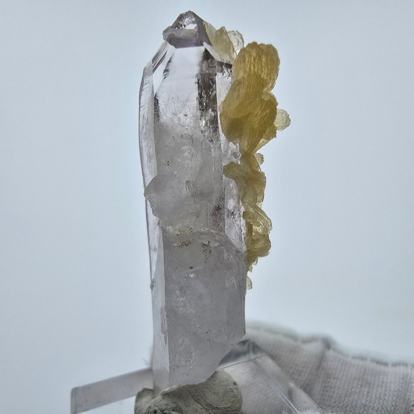 Phantom Amethyst Kristall mit Stilbit Goboboseb, Namibia 48*17*14mm Sammlung
