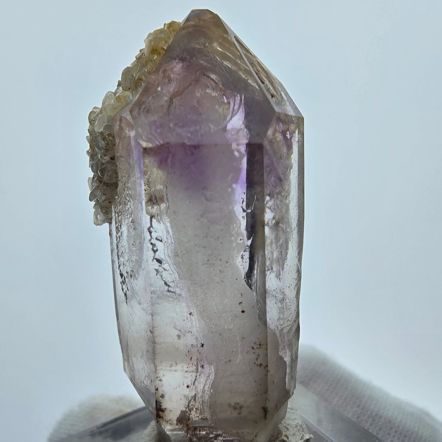 Phantom Amethyst, Fenster Zepter Quarz Goboboseb, Namibia 42*20*17mm, Sammlung
