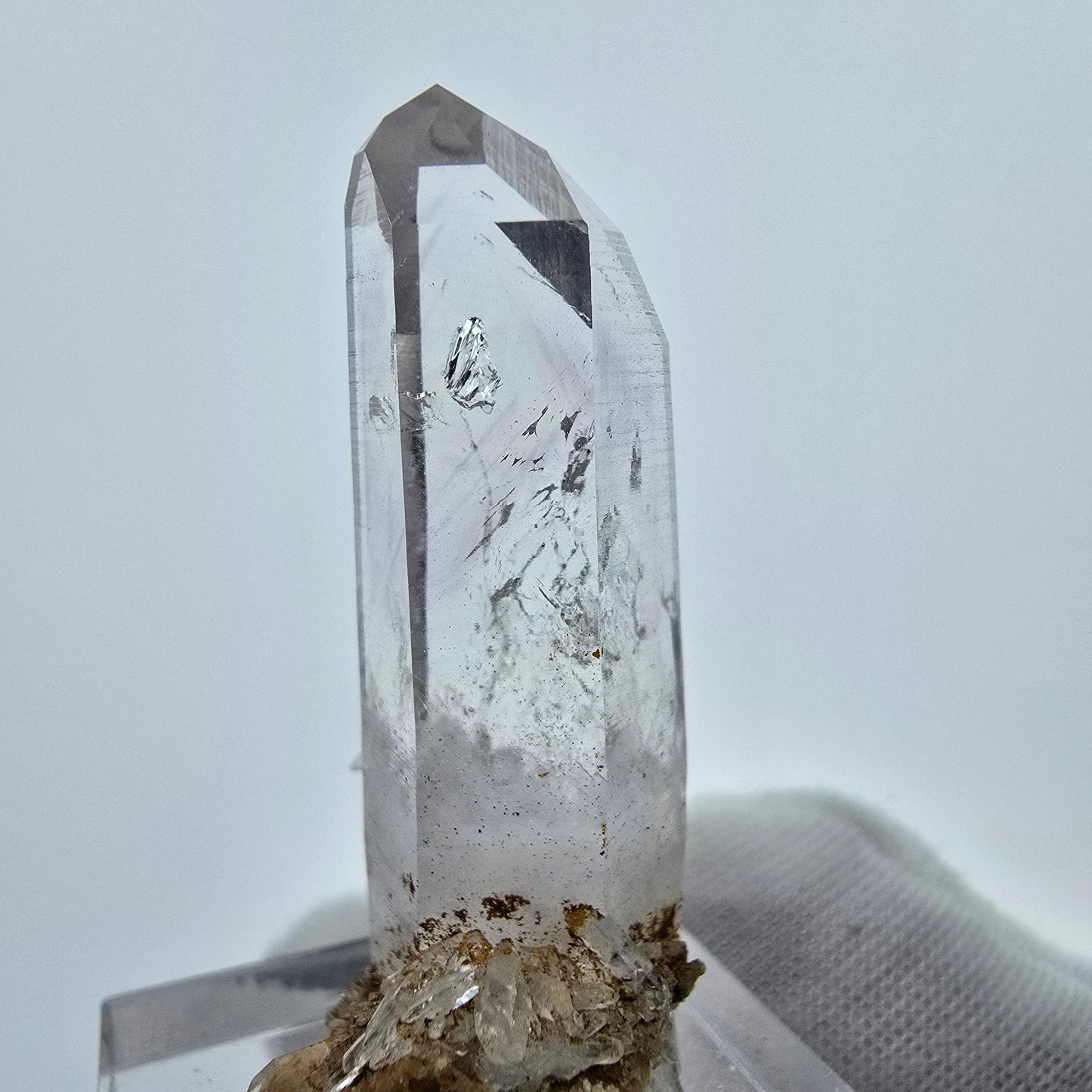 Enhydro Phantom Rauchquarz auf Matrix Stufe Goboboseb, Namibia 40*19*17mm