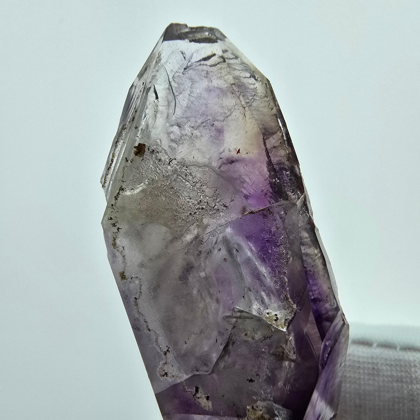 Phantom Amethyst, Fenster Skelett Zepter Goboboseb, Namibia 62*23*20mm, Sammlung