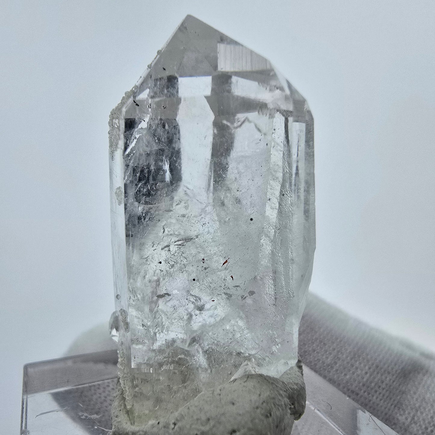Phantom Amethyst mit Analcim, Prehnit Streep Mine, Goboboseb, Namibia 34*20*16mm