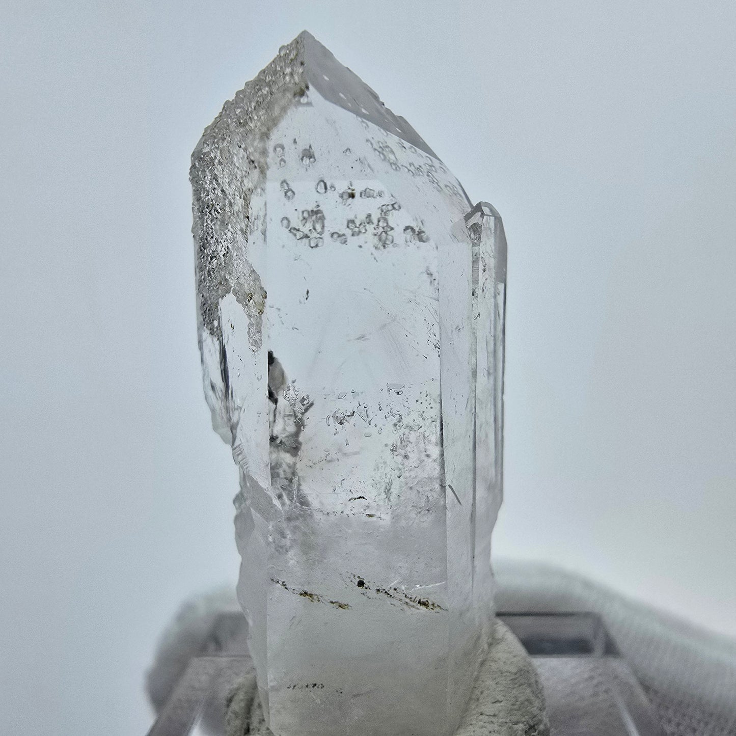 Phantom Quarz mit Analcim Streep Mine, Goboboseb, Namibia 37*16*12mm Sammlung