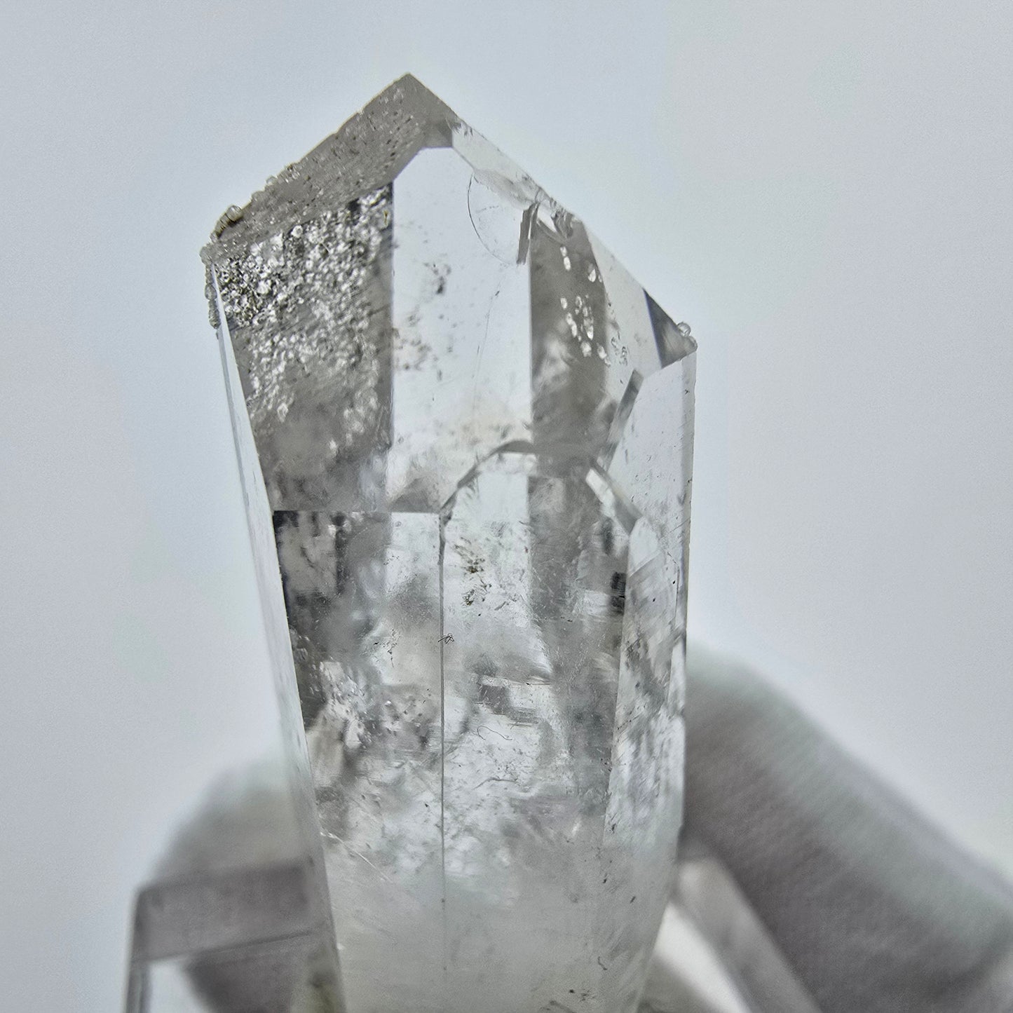 Phantom Quarz mit Analcim Streep Mine, Goboboseb, Namibia 37*16*12mm Sammlung
