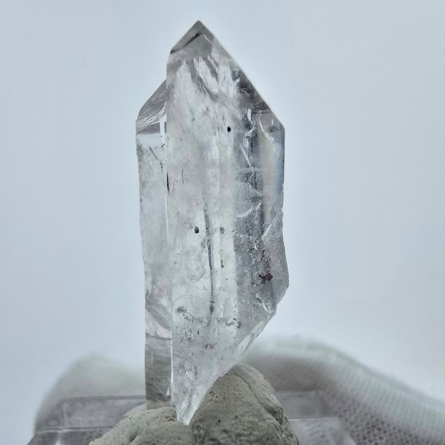 Klarer Harlekin Phantom Quarz Kristall Streep Mine, Goboboseb Namibia 34*16*10mm