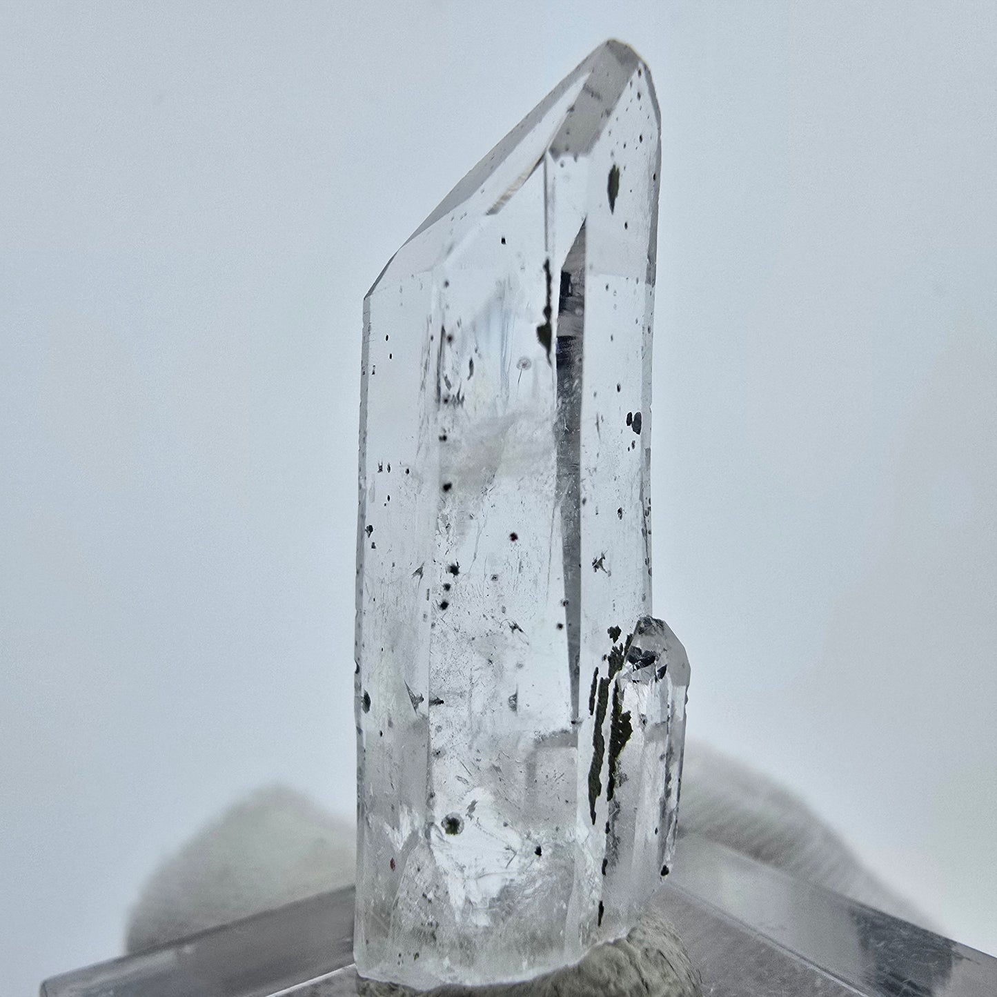 Klarer Hämatit Quarz Kristall Streep Mine, Goboboseb, Namibia 32*11*10mm