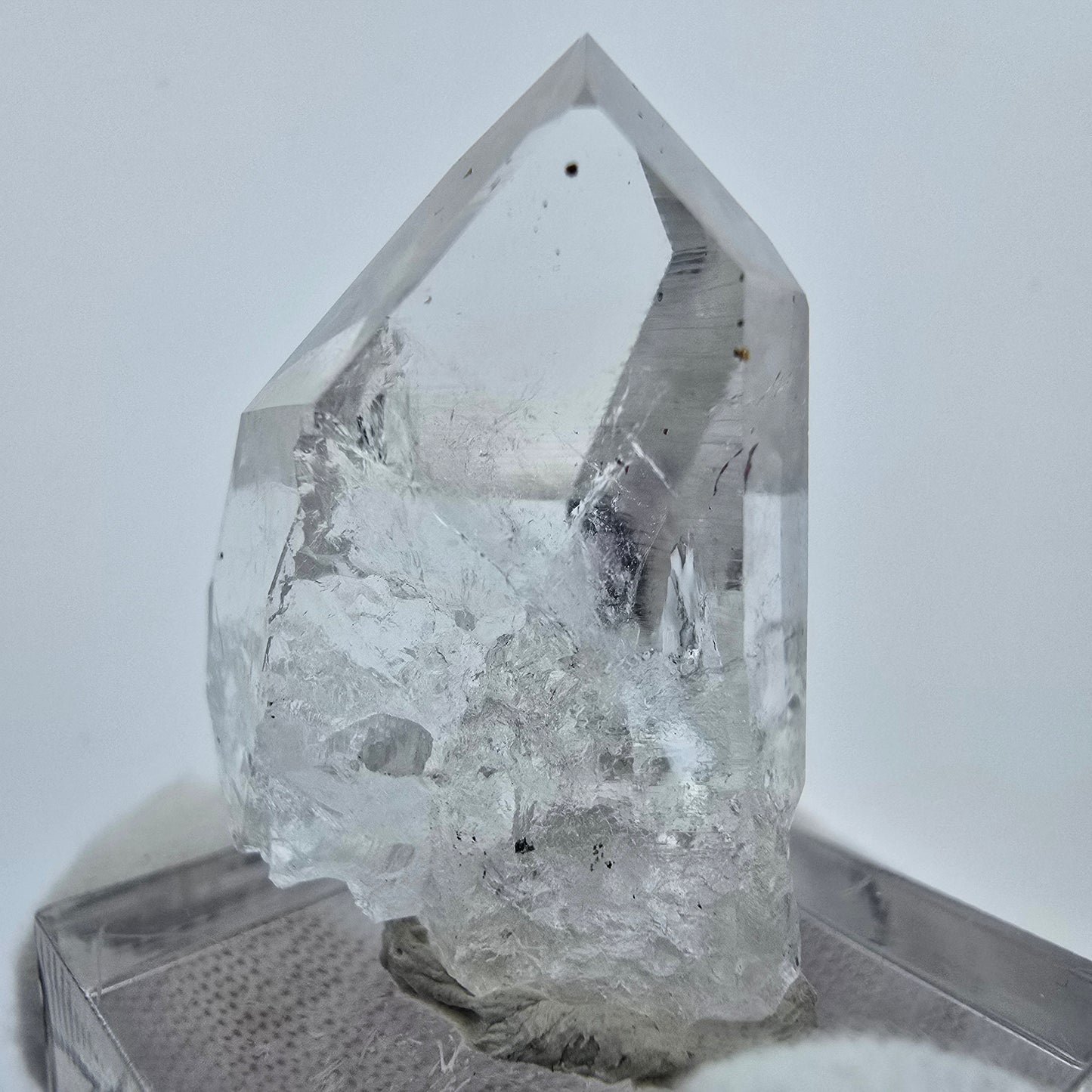 Cristal d'améthyste fantôme Harlequin, Streep Mine, Goboboseb, Namibie, 30 x 27 x 18 mm