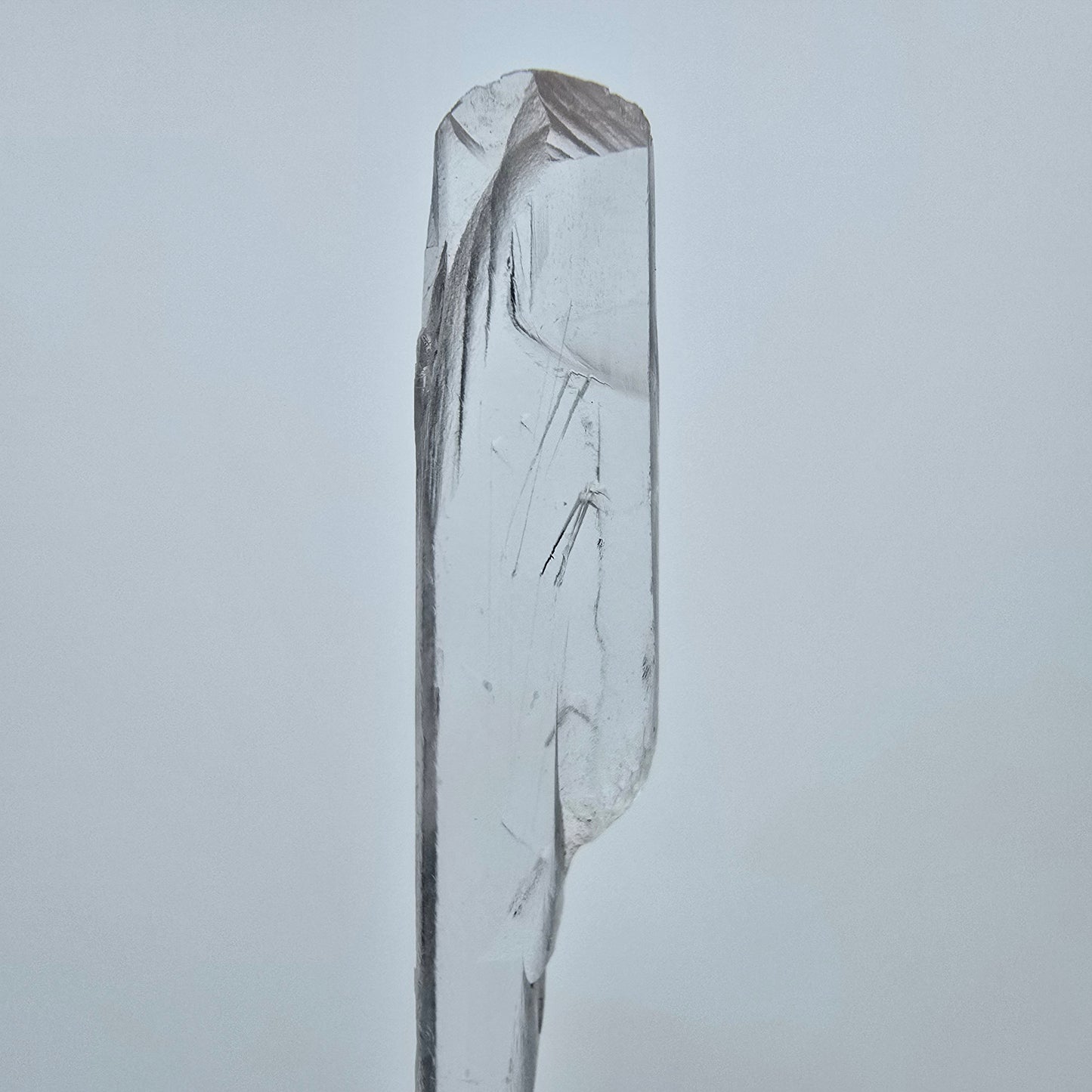 Seltener Kunzit X Spodumen Kristall weiß UV Mineral 49*7*3mm aus Brasilien