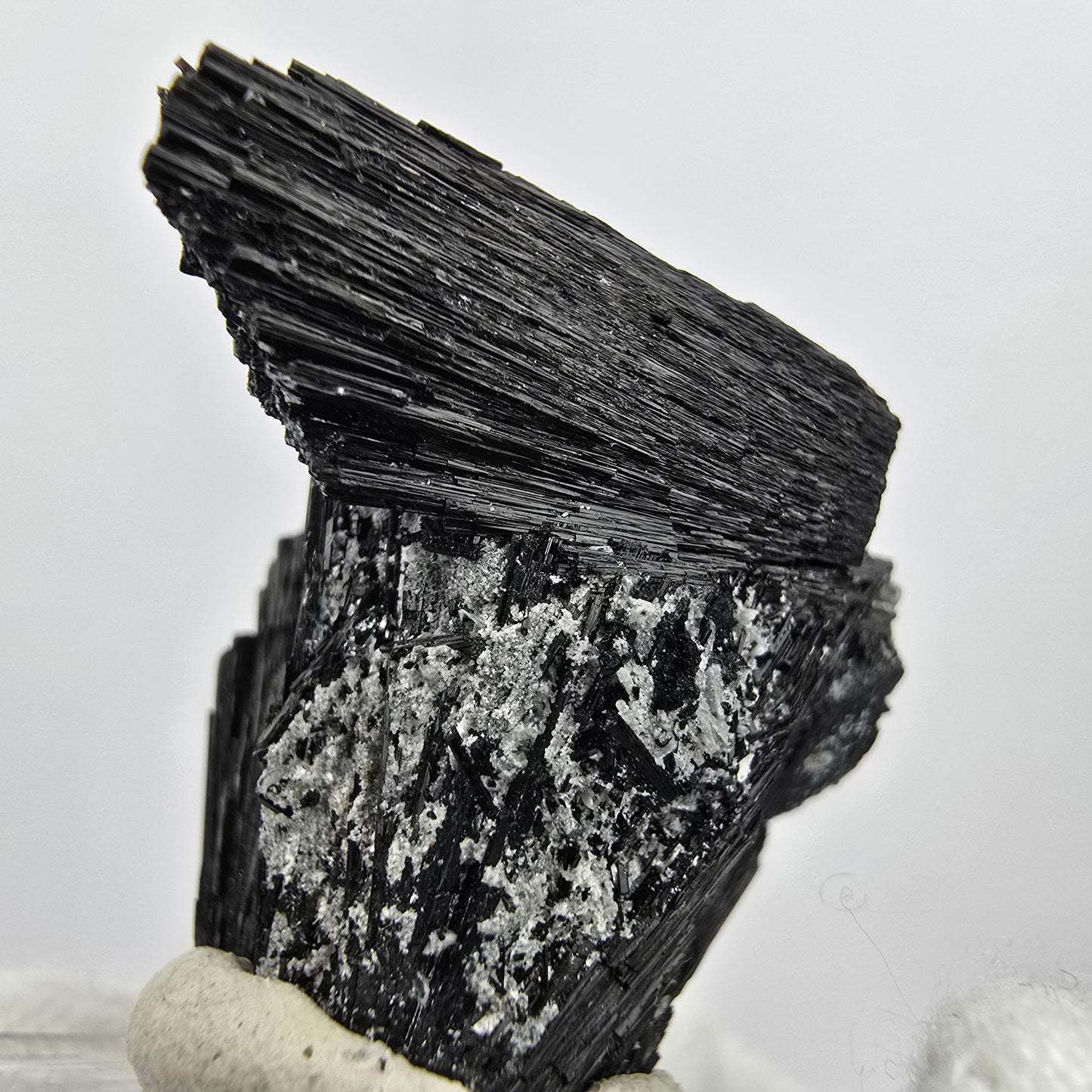 Seltene Schörl Turmalin Stufe schwarz Erongo, Namibia 29*28*23mm Sammlung
