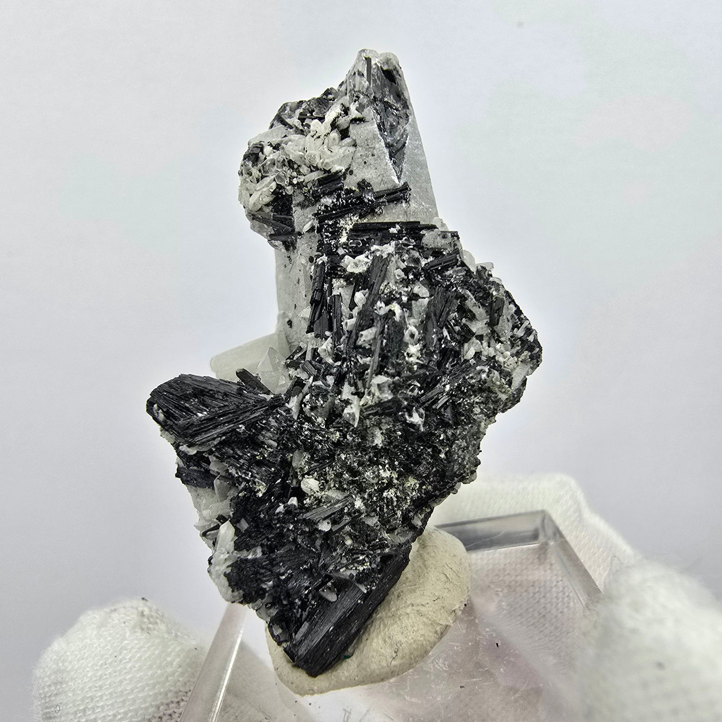 Seltene Schörl Turmalin, Rauchquarz Stufe Erongo, Namibia 44*30*27mm Sammlung